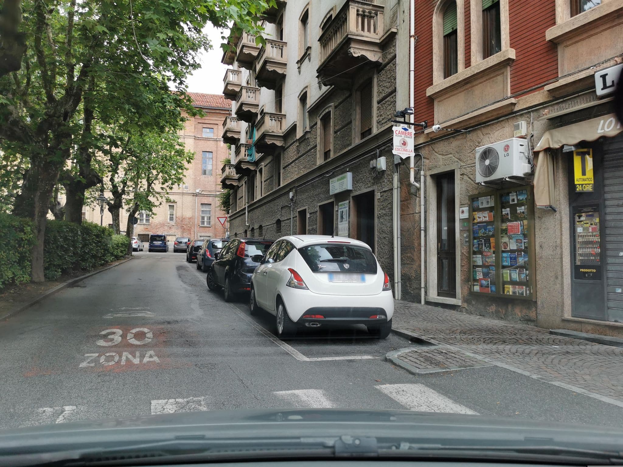 Street view near La Nuova Coccinella B&B, Bra — © canfe (CC BY-SA · Mapillary)