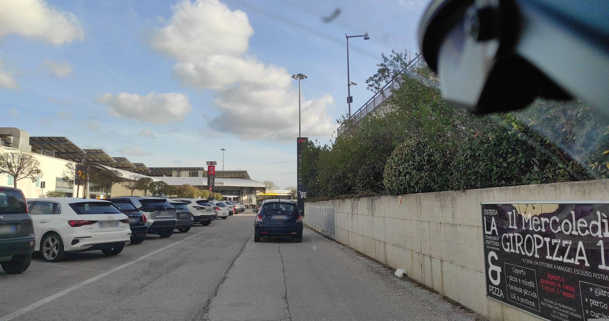 Street view near G Hotel, Camerano — © jeawrong (CC BY-SA · Mapillary)