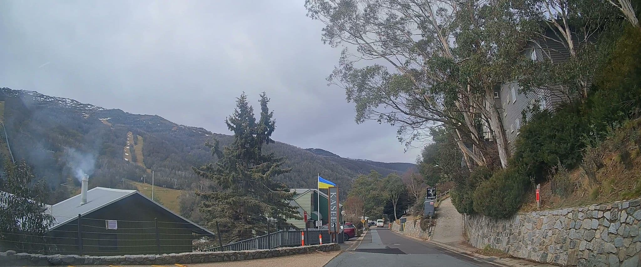 Street view near Currawong Lodge, Jindabyne — © maxim752 (CC BY-SA · Mapillary)