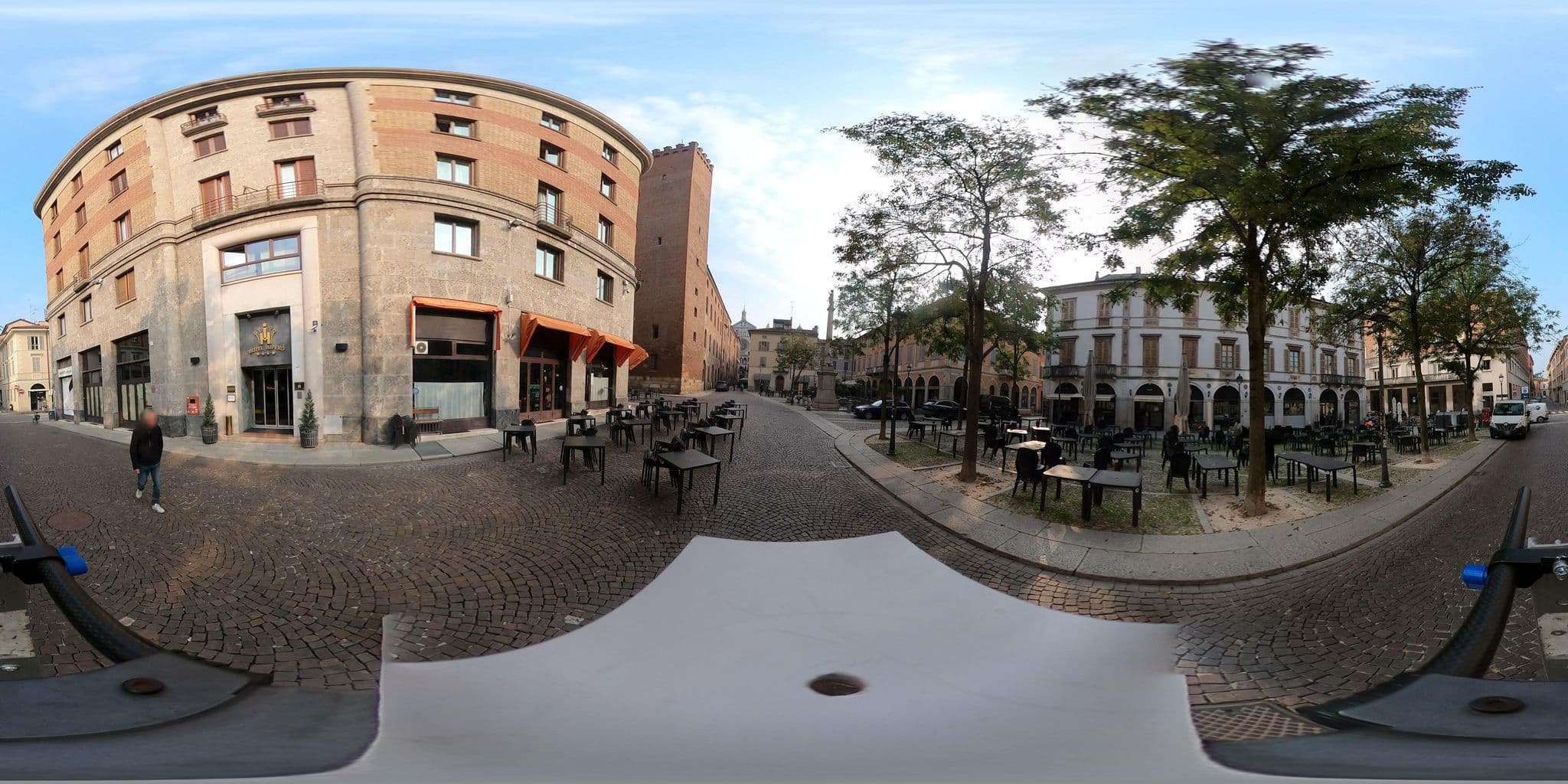 Street view near Hotel Impero, Cremona — © wegavision (CC BY-SA · Mapillary)