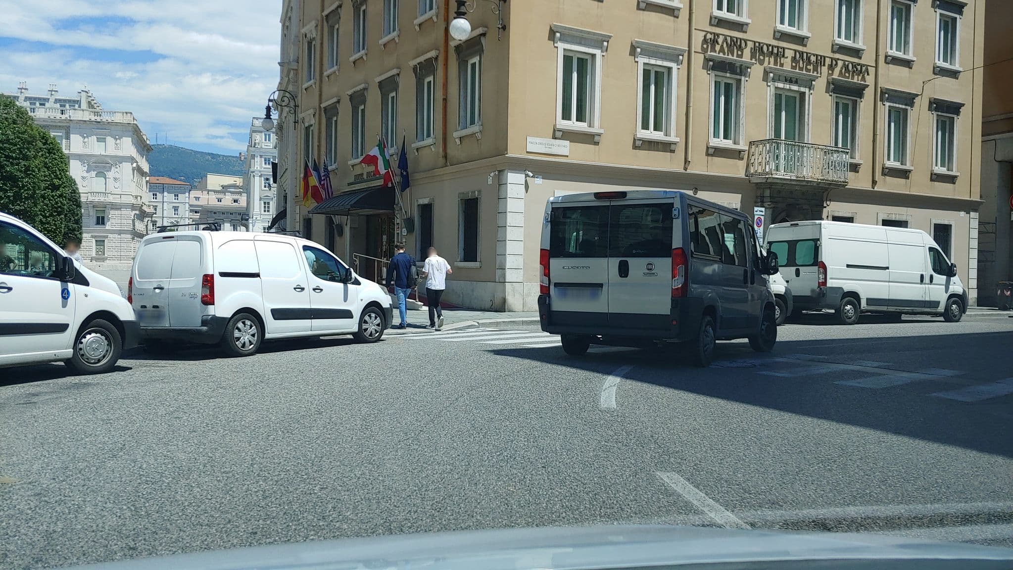 Street view near Vis a Vis, Trieste — © mitjajez (CC BY-SA · Mapillary)