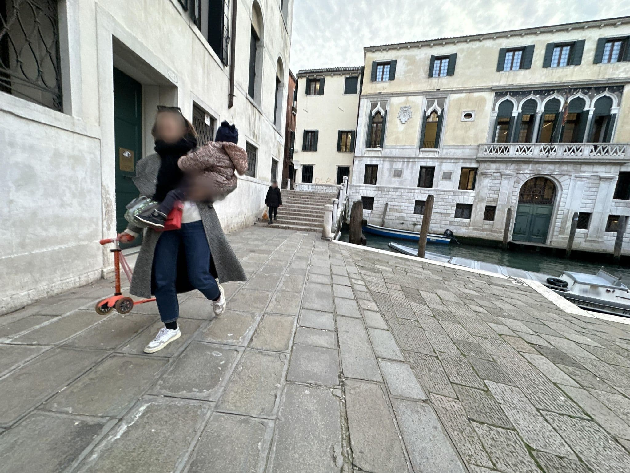 Street view near Palazzo Morosini Degli Spezieri, Venice — © quickness805 (CC BY-SA · Mapillary)