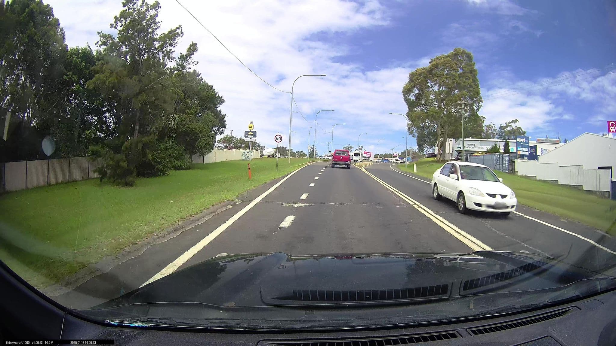 Street view near Sunseaker Motor In, Batemans Bay — © maxim752 (CC BY-SA · Mapillary)