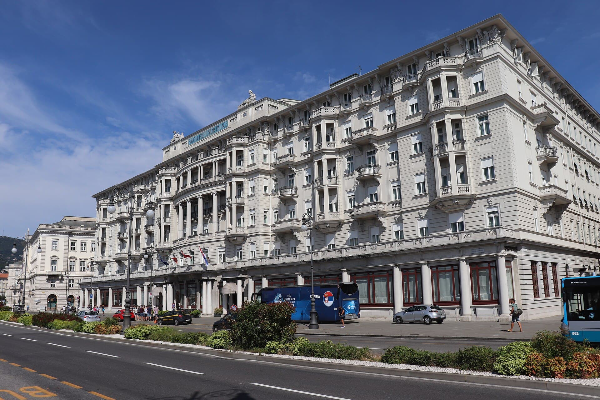 Savoia Excelsior Palace (via Wikimedia Commons, CC BY-SA 4.0)
