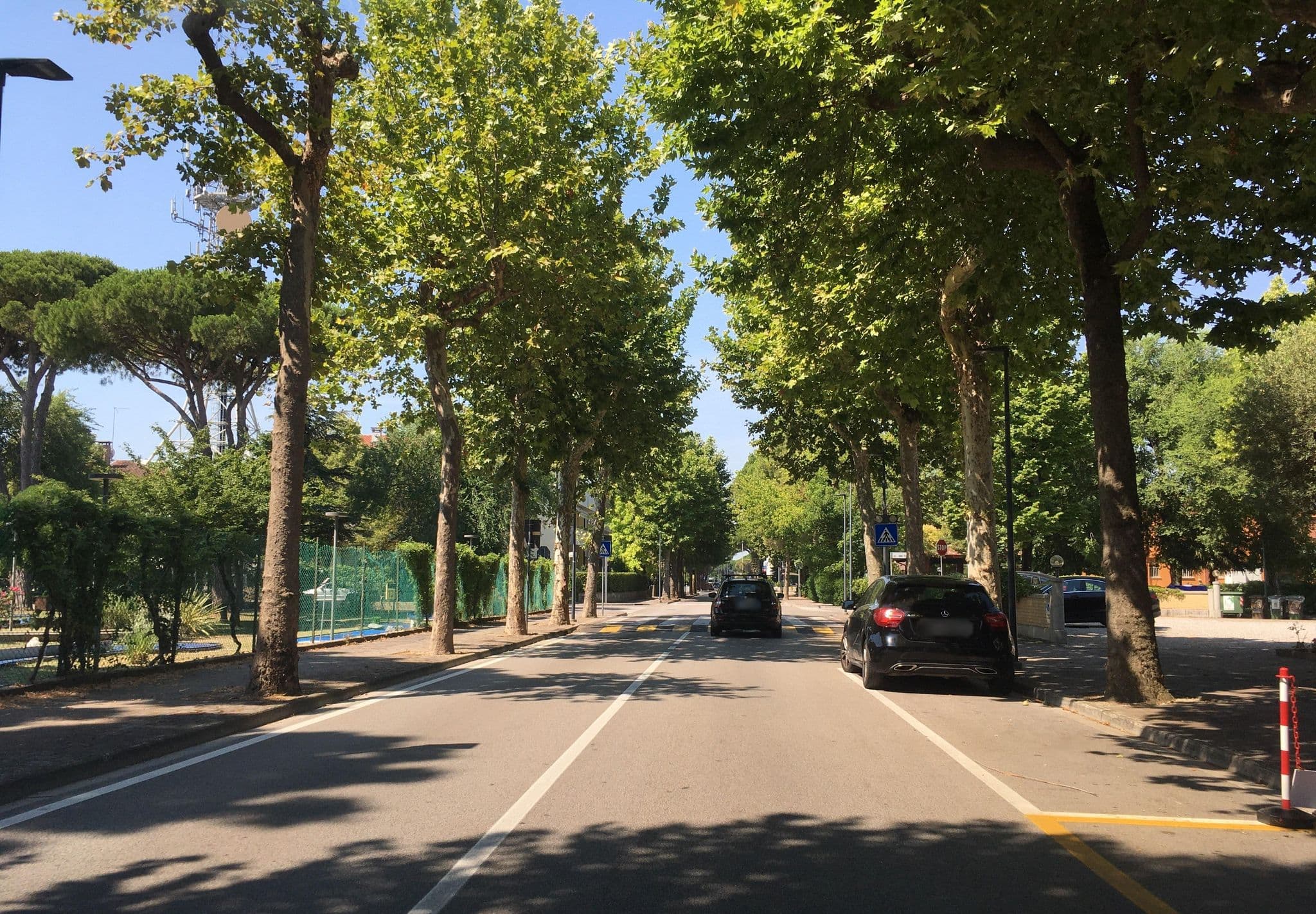 Street view near Al Cavallino Bianco, Lignano Sabbiadoro