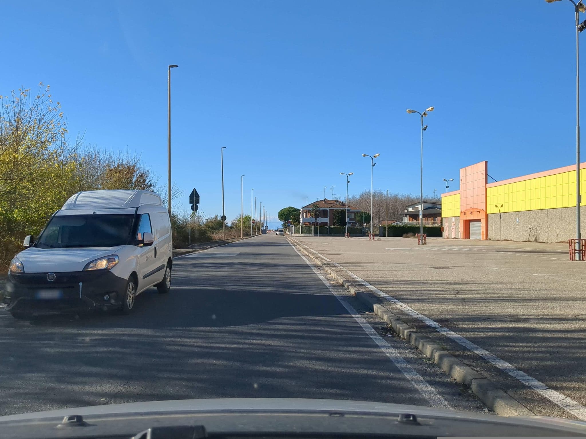 Street view near Vercelli Palace Hotel, Vercelli — © musuruan (CC BY-SA · Mapillary)