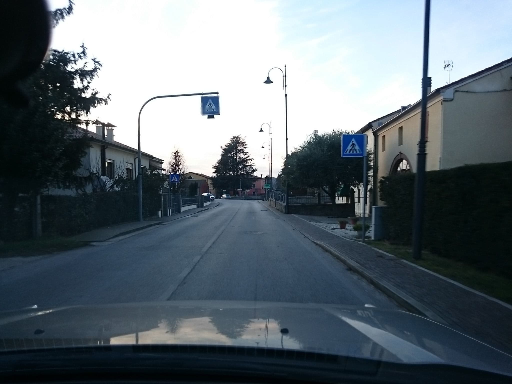 Street view near B&B Ca' Lauro, Vò — © voschix (CC BY-SA · Mapillary)