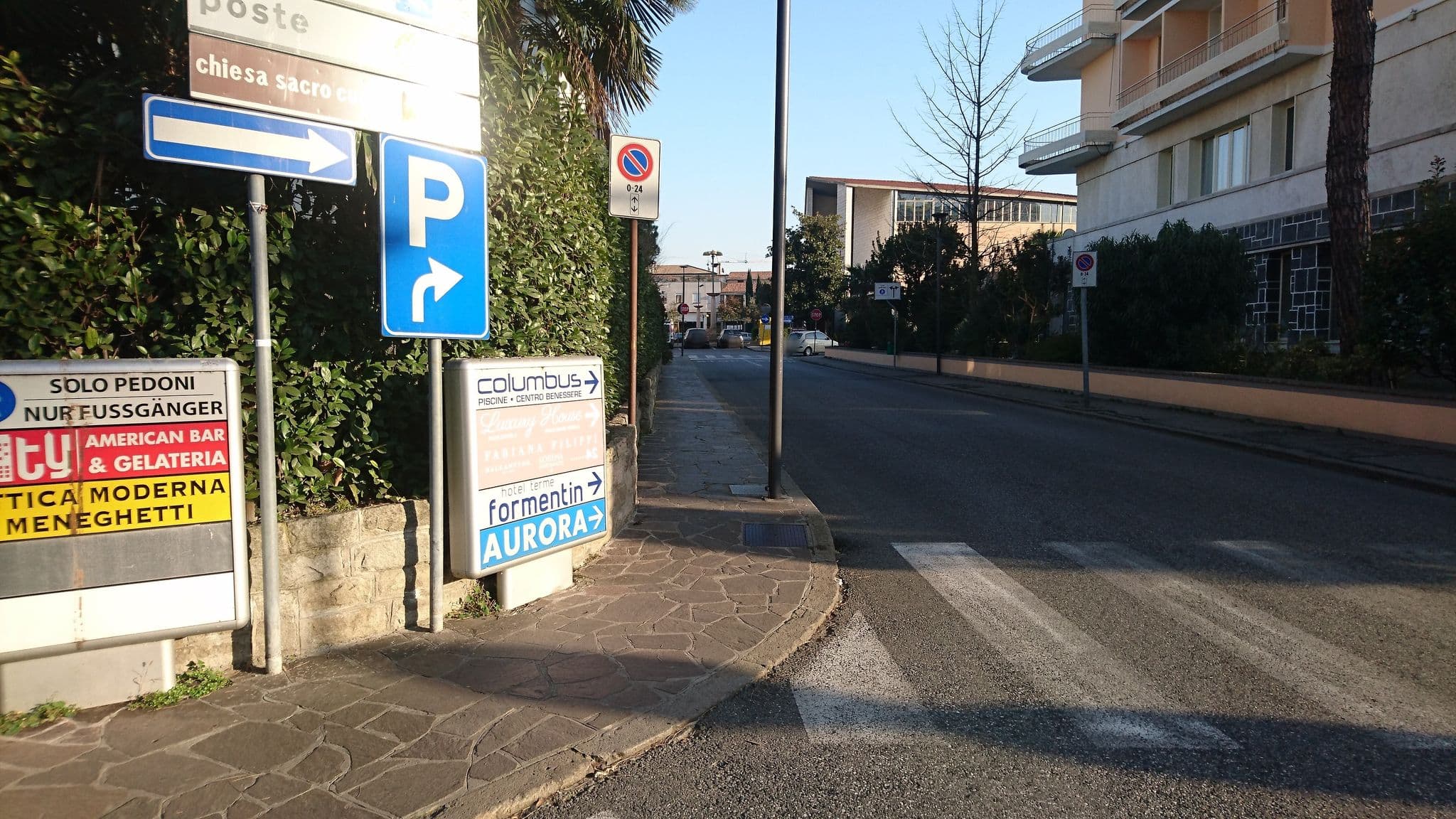 Street view near Hotel La Serenissima Terme, Abano Terme — © voschix (CC BY-SA · Mapillary)