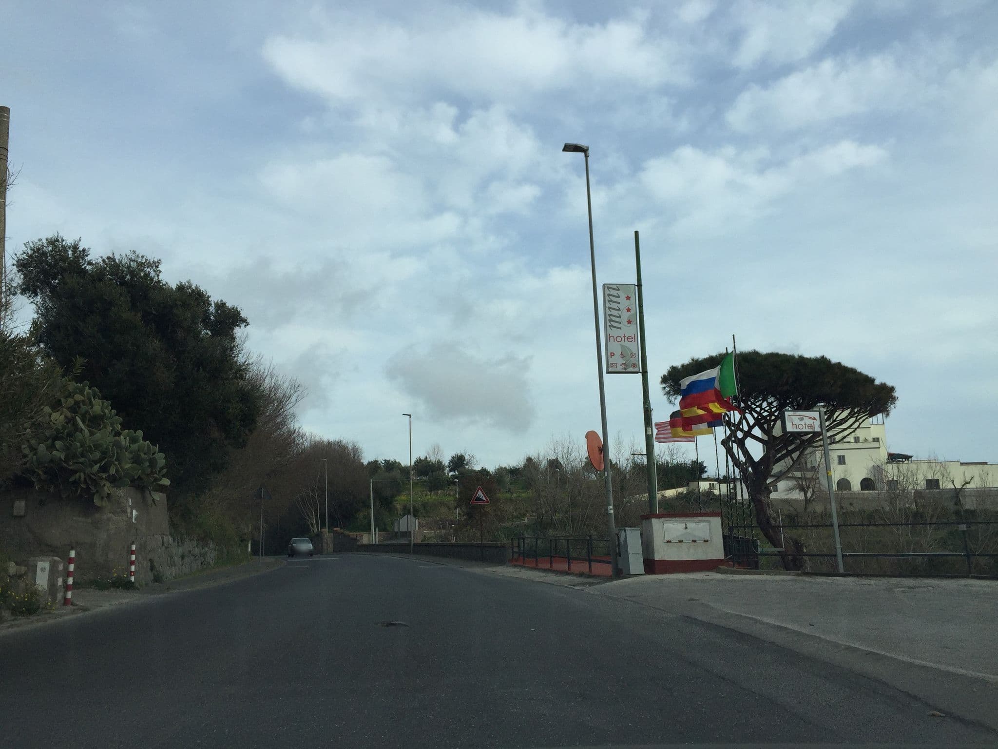 Street view near Mini Hotel, Bagnoli — © richlv (CC BY-SA · Mapillary)
