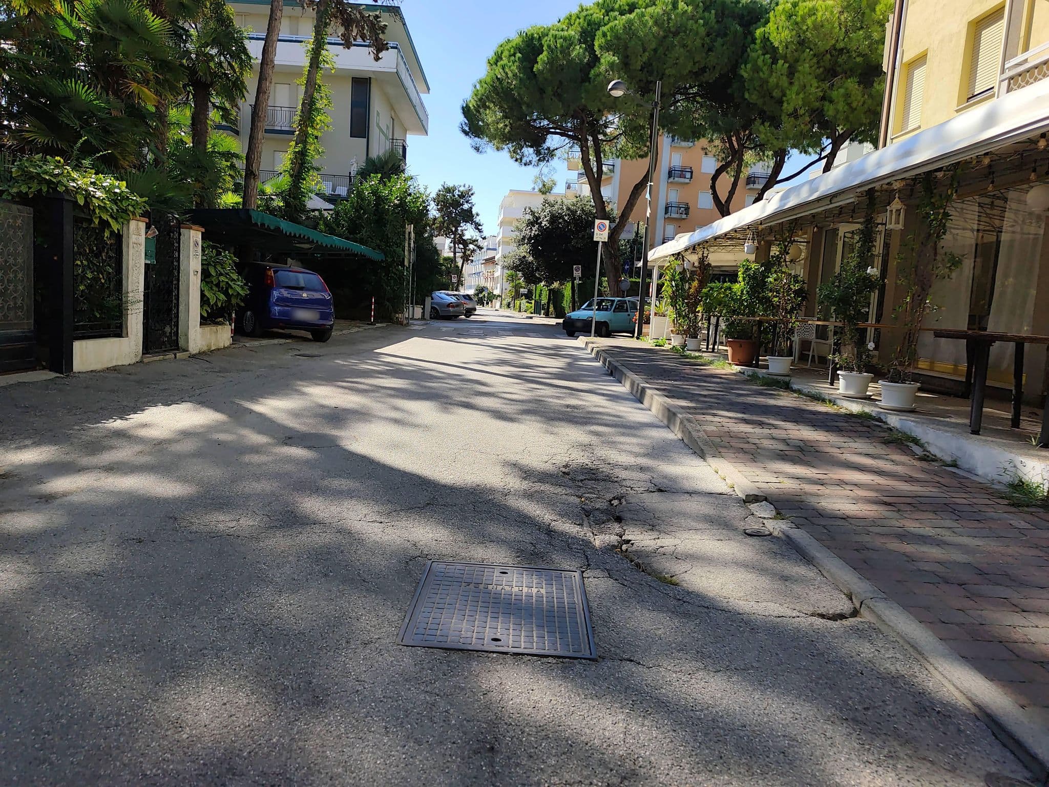 Street view near Villa Roma, Caorle