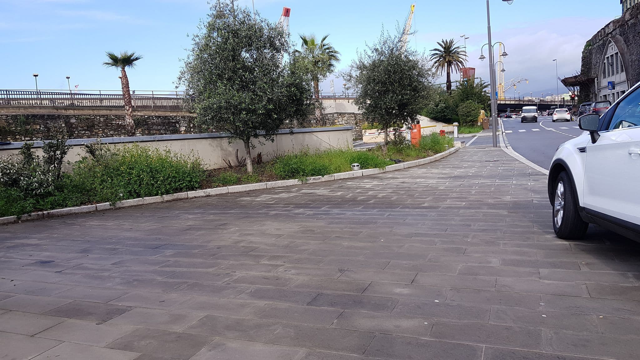 Street view near Area Marina Park, Genoa — © ale_zena_it (CC BY-SA · Mapillary)
