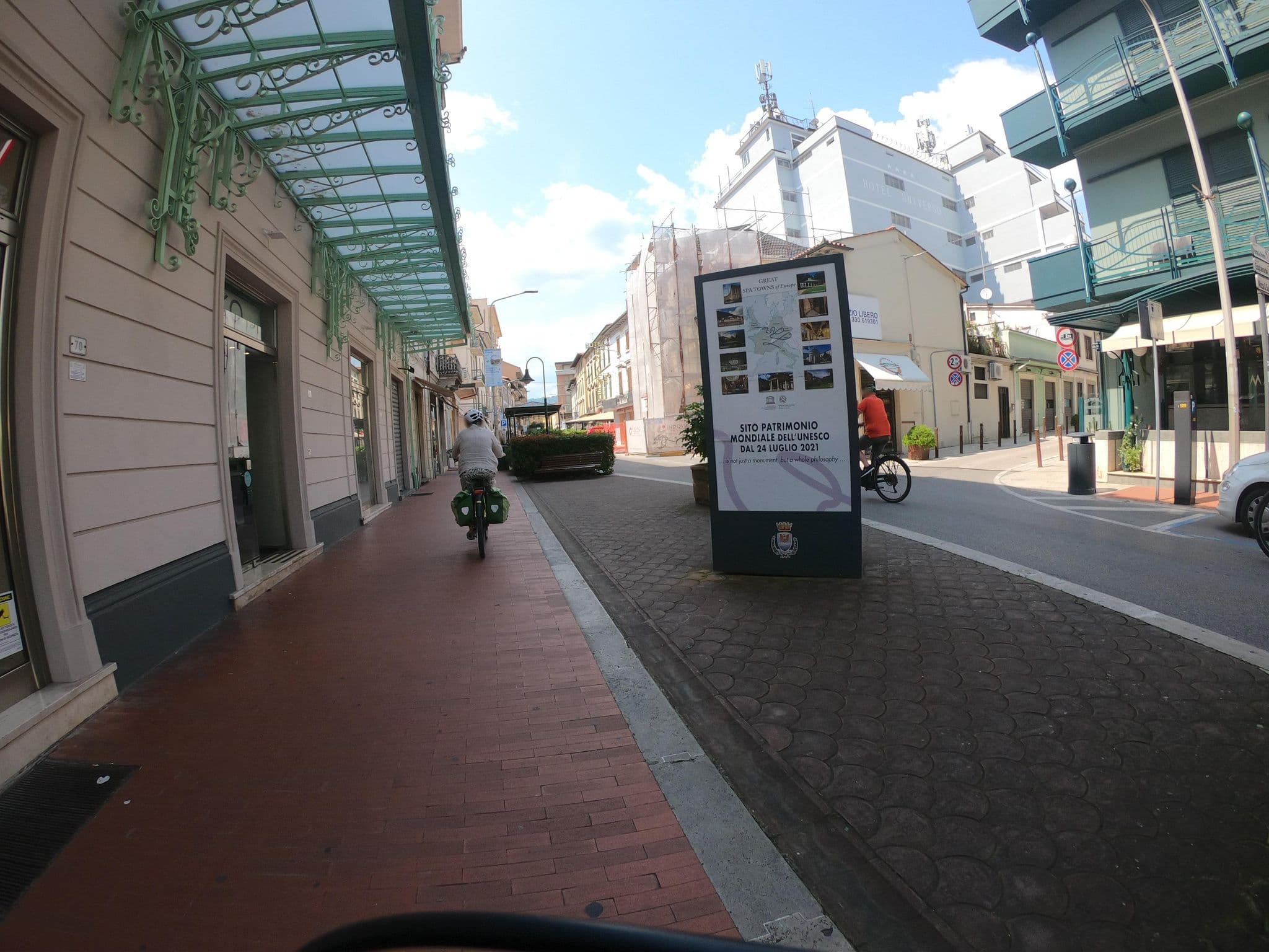 Street view near Universo Hotel, Montecatini-Terme — © pbb (CC BY-SA · Mapillary)