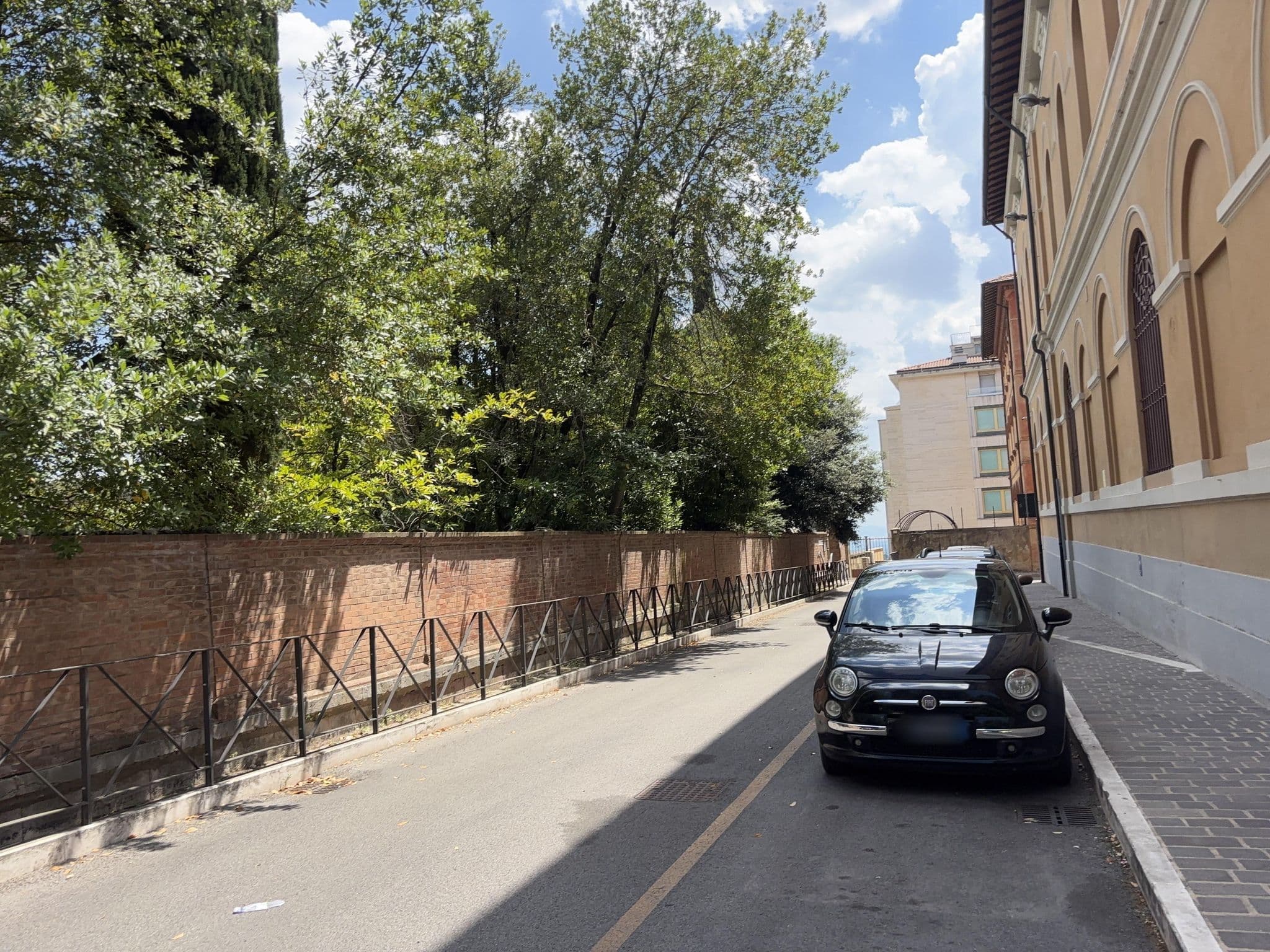Street view near Hotel Iris, Perugia — © robot8a (CC BY-SA · Mapillary)