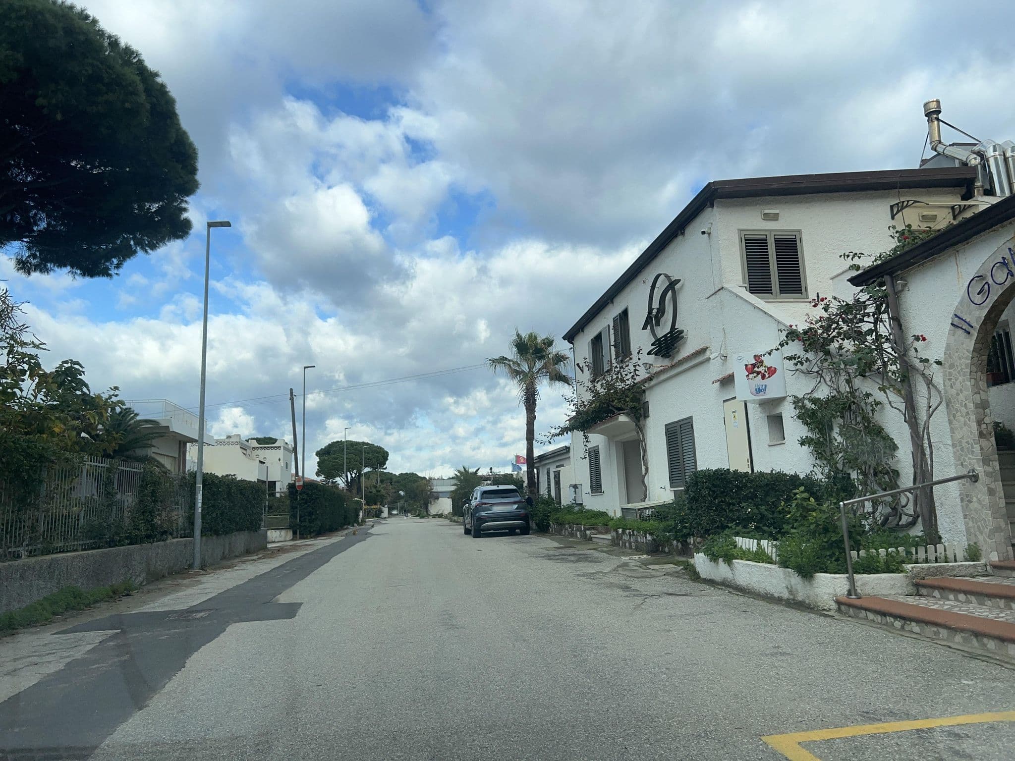 Street view near Il Gabbiano, Squillace Lido — © PoloPolo2134 (CC BY-SA · Mapillary)