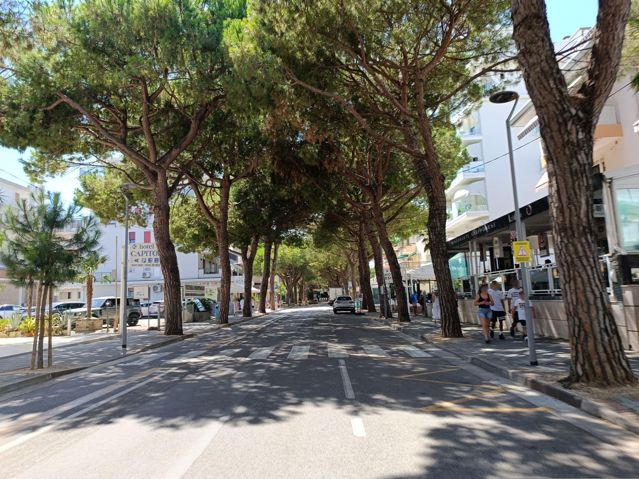 Street view near Pigalle, Lido di Jesolo