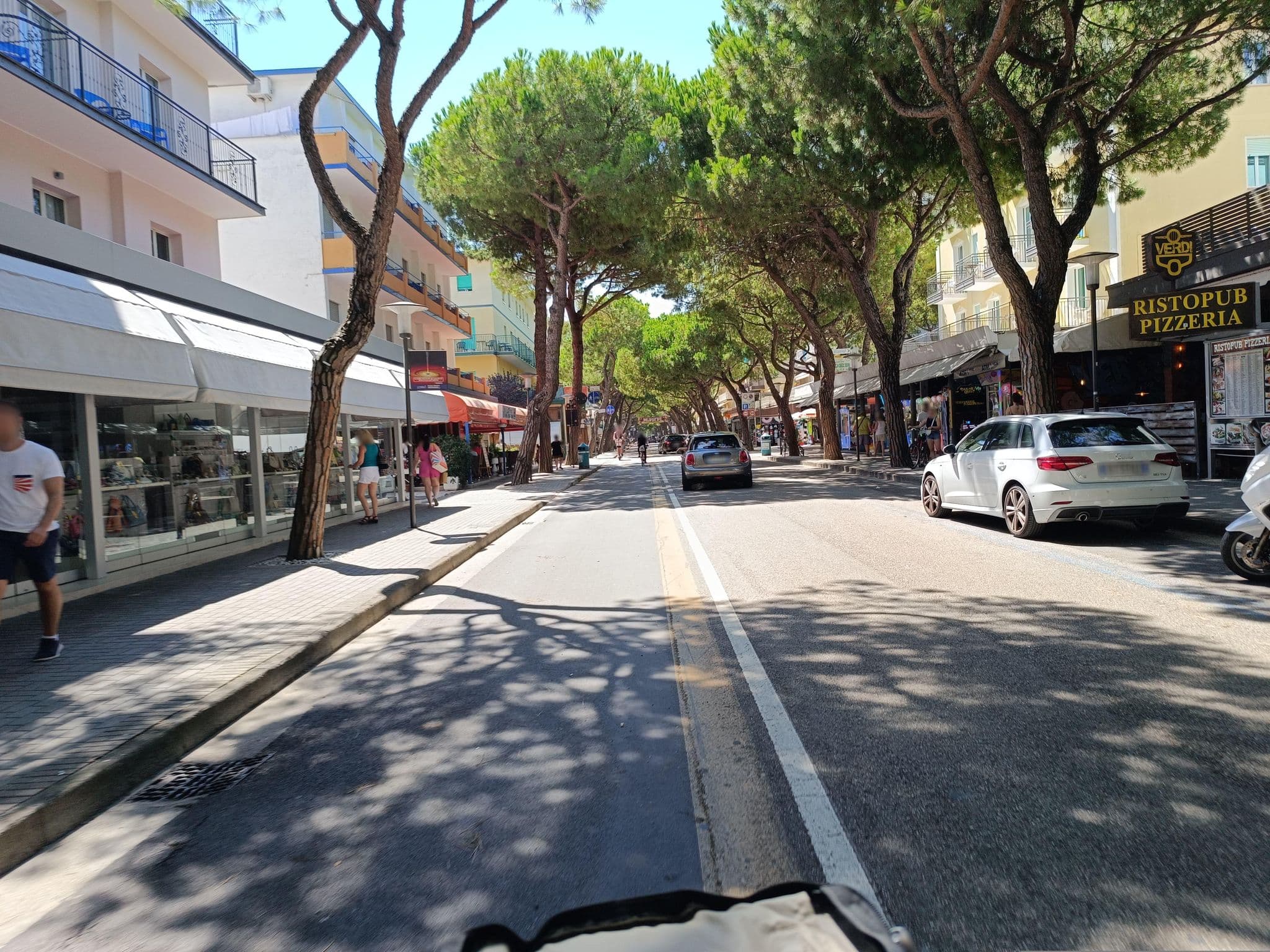 Street view near Verdi, Lido di Jesolo