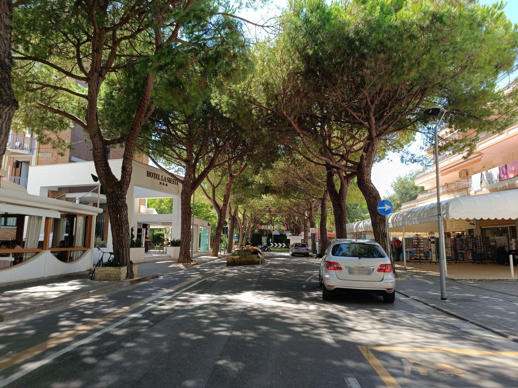 Street view near La Fenice, Lido di Jesolo