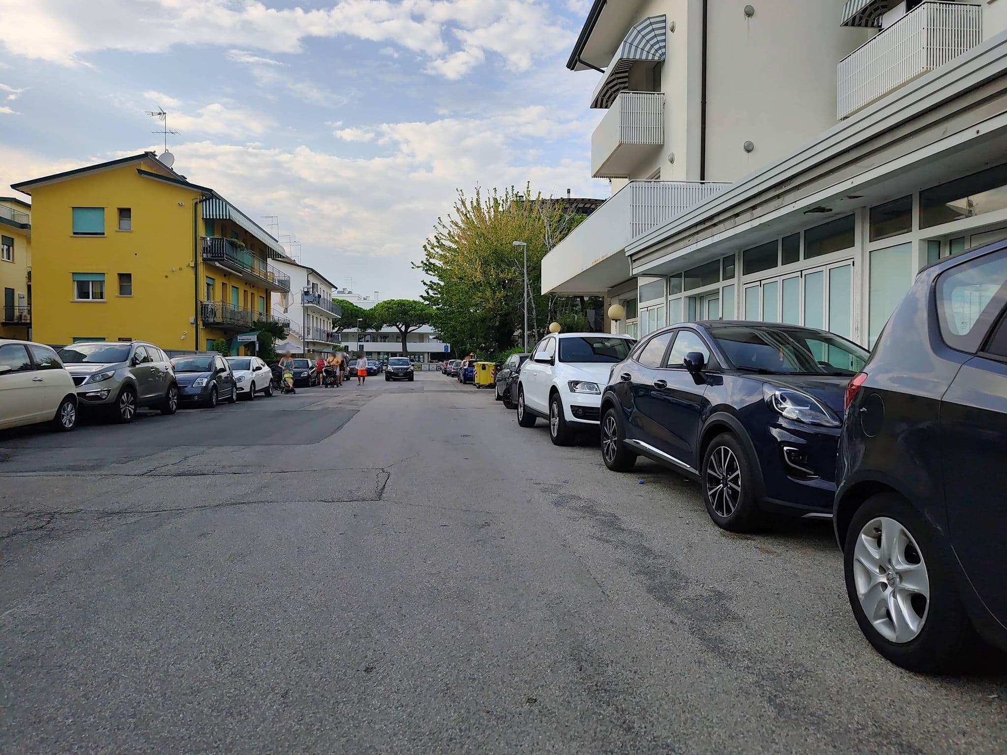 Street view near Zodiaco, Lido di Jesolo