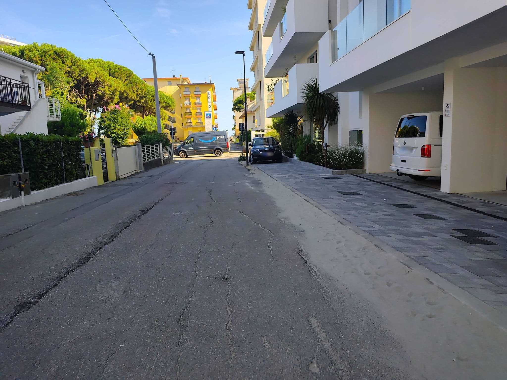 Street view near Albatros, Lido di Jesolo — © Duro (CC BY-SA · Mapillary)