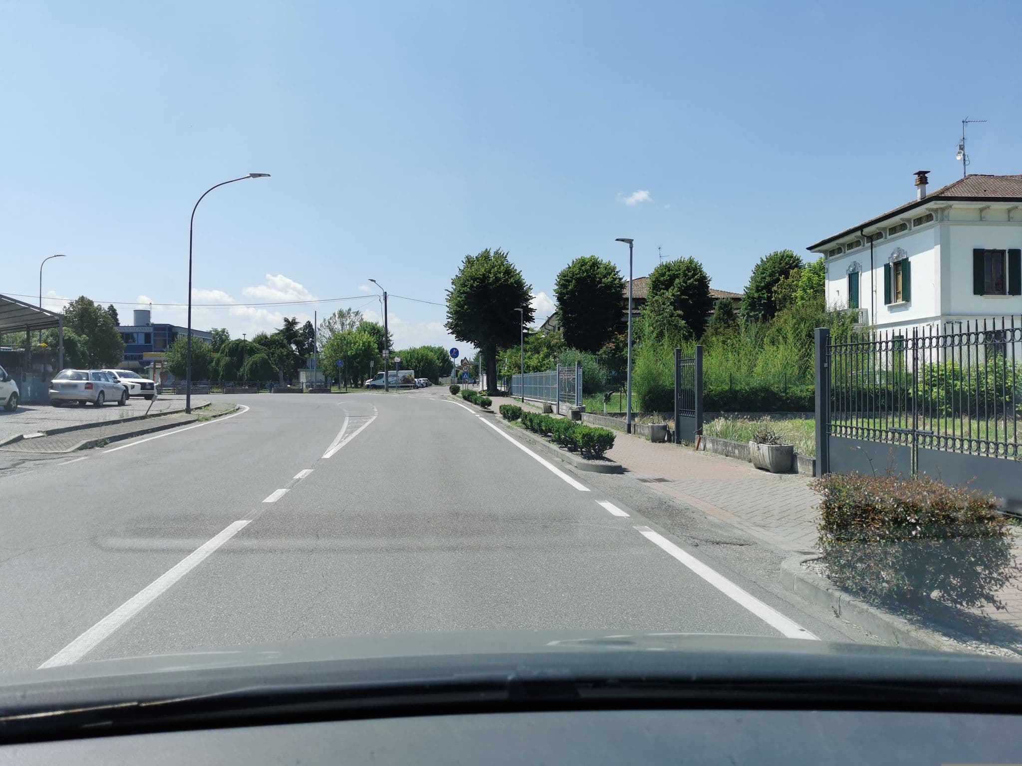 Street view near Bar Albergo La Voglia, Busseto — © canfe (CC BY-SA · Mapillary)