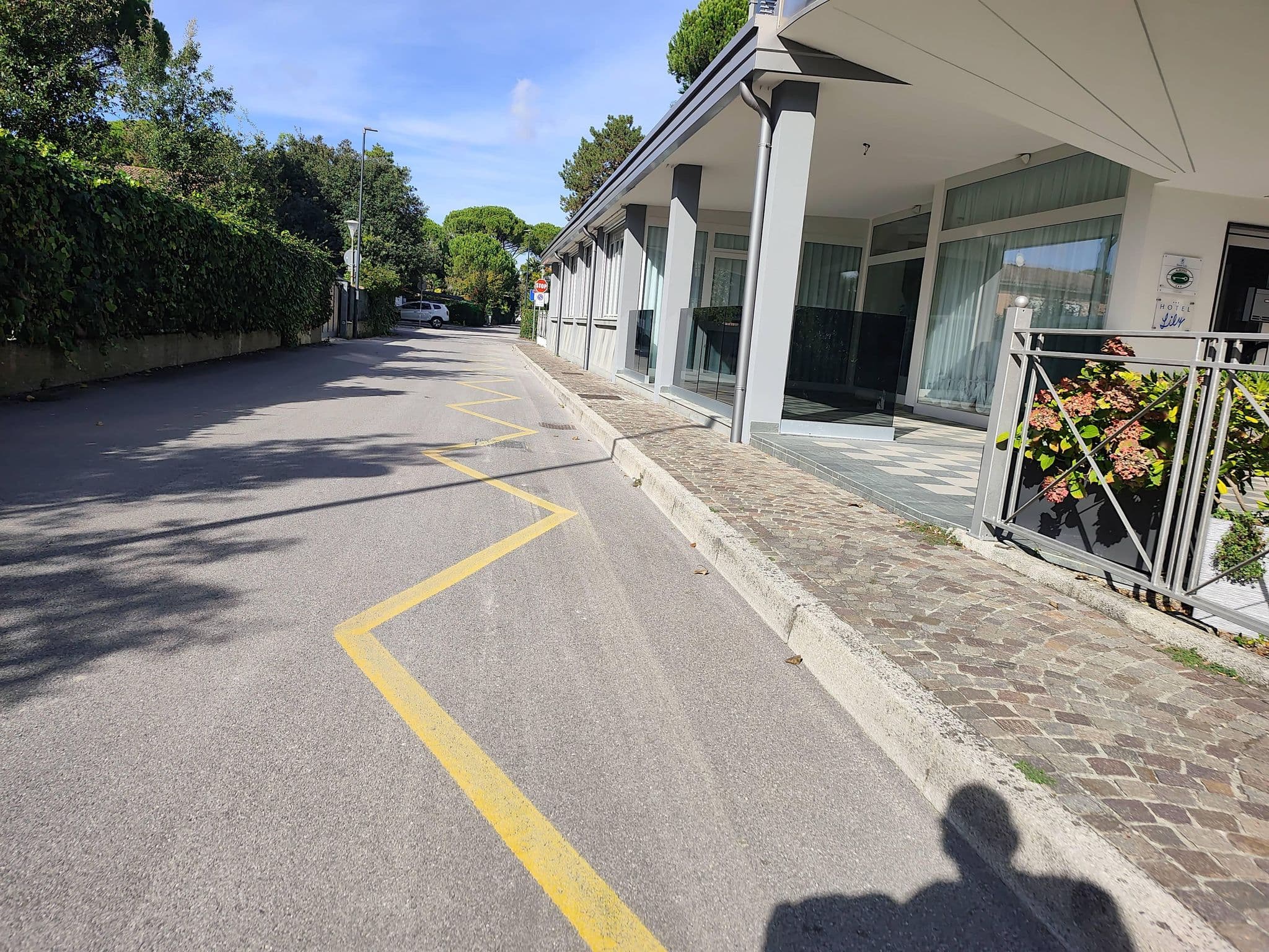 Street view near Lily, Bibione