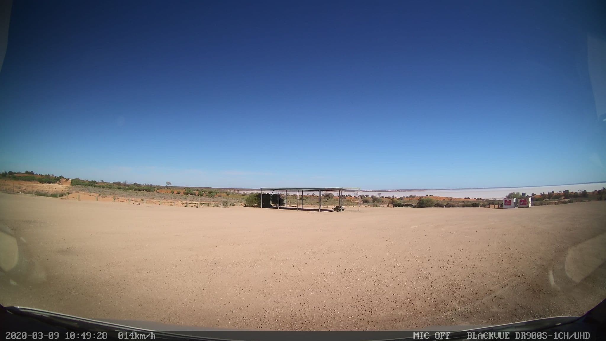 Street view near Lake Hart Lookout, Roxby Downs — © bob3bob3 (CC BY-SA · Mapillary)