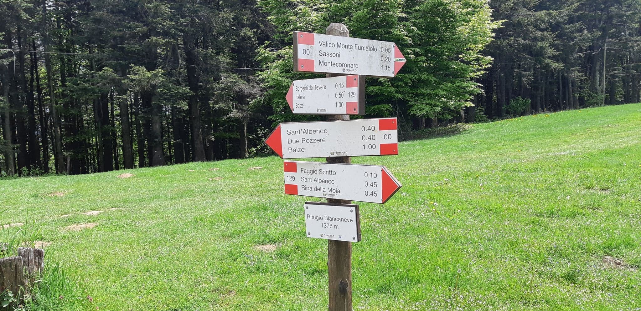 Street view near Rifugio Biancaneve, San Piero in Bagno — © ddozza (CC BY-SA · Mapillary)