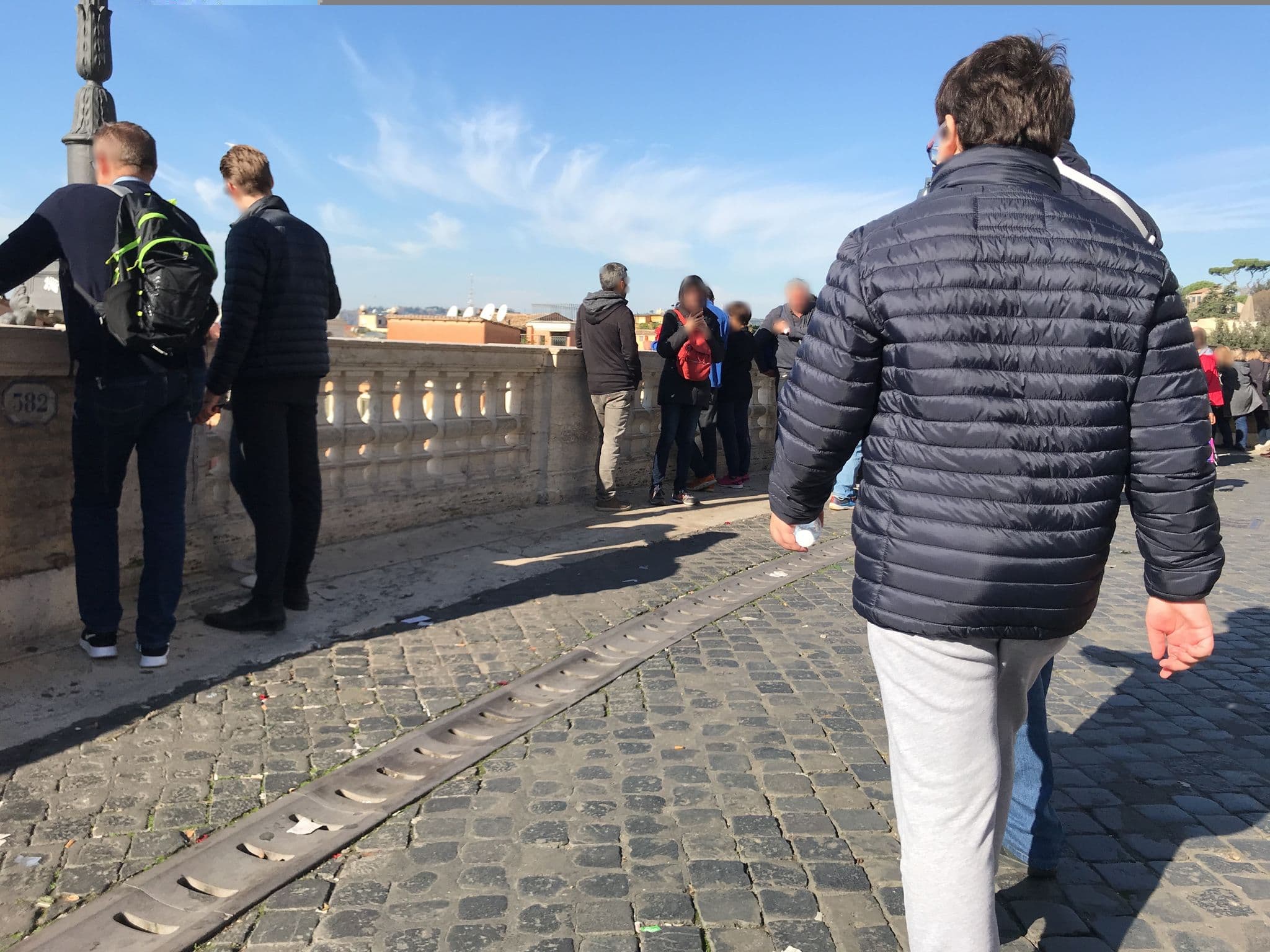 Street view near Il Palazzetto, Ludovisi — © miguel_andrade (CC BY-SA · Mapillary)