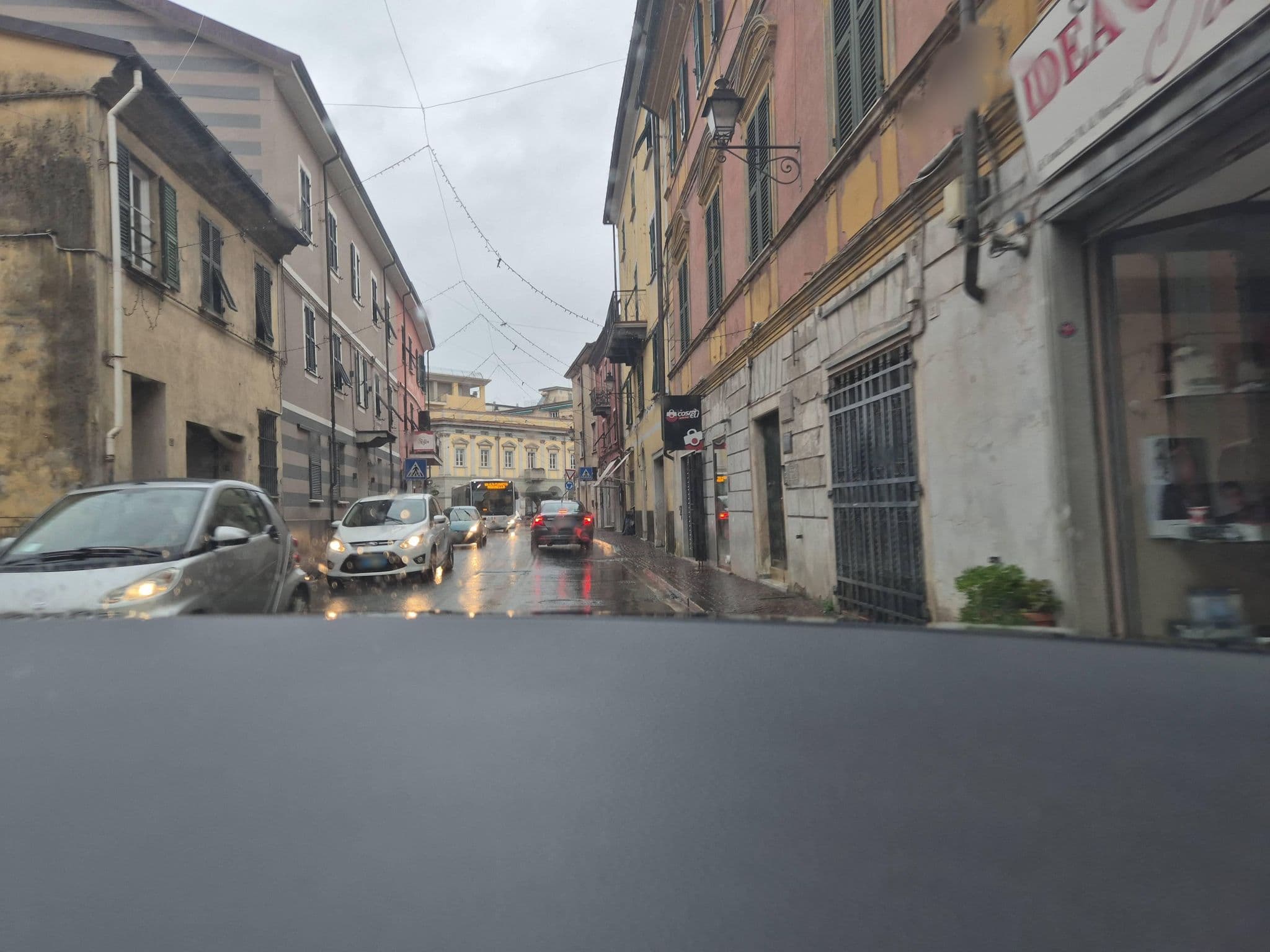 Street view near La Villetta, Sarzana — © omfg_notpr (CC BY-SA · Mapillary)