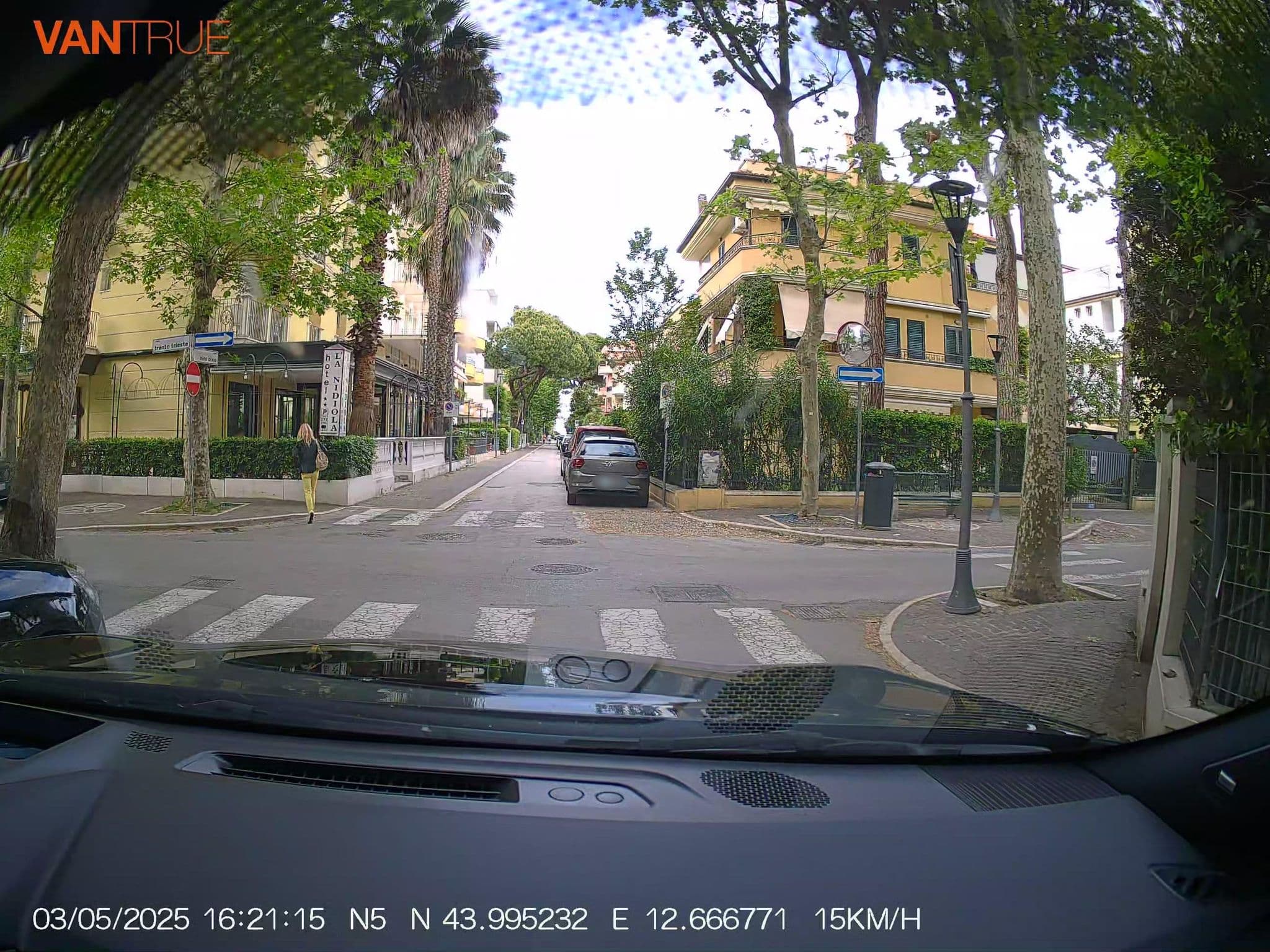 Street view near Adigrat, Riccione — © renaultgt (CC BY-SA · Mapillary)