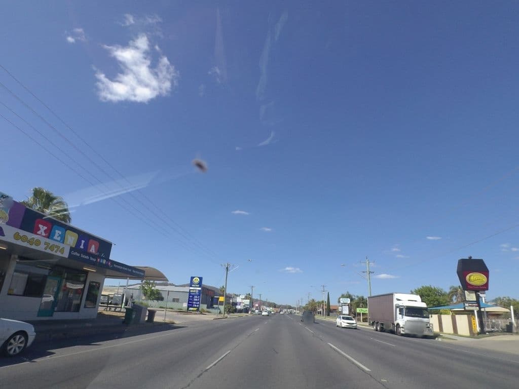 Street view near Albury Classic Motor Inn, Lavington — © mander (CC BY-SA · Mapillary)