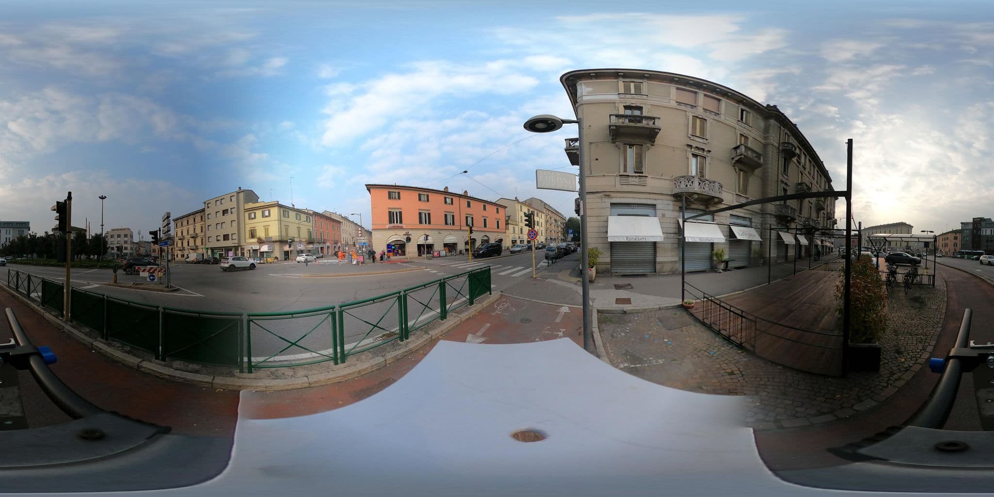 Street view near Ostello Archetto, Cremona — © wegavision (CC BY-SA · Mapillary)