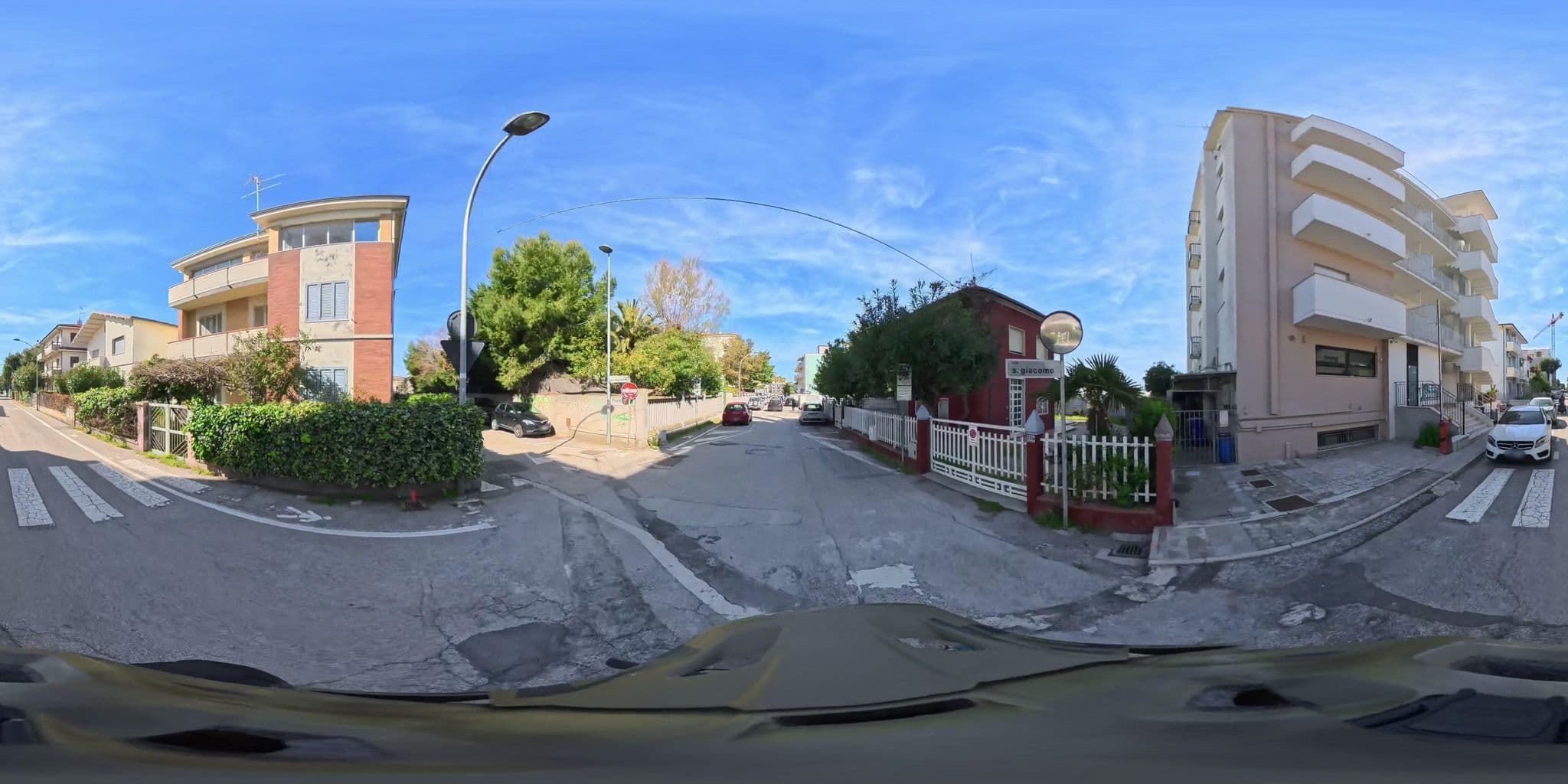 Street view near Hotel Sunrise, Martinsicuro — © maloss34 (CC BY-SA · Mapillary)