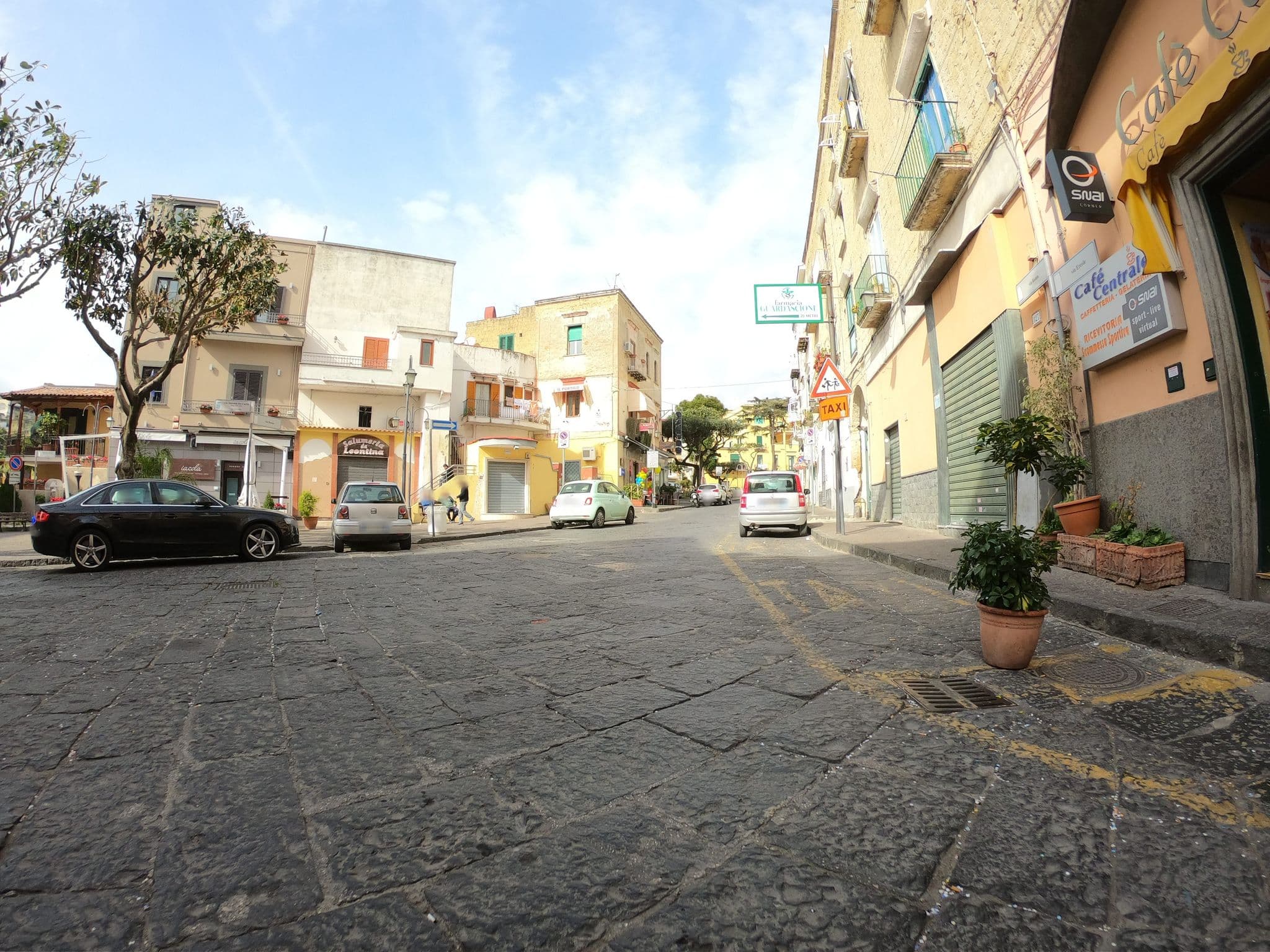 Street view near BAG, Bacoli — © richlv (CC BY-SA · Mapillary)