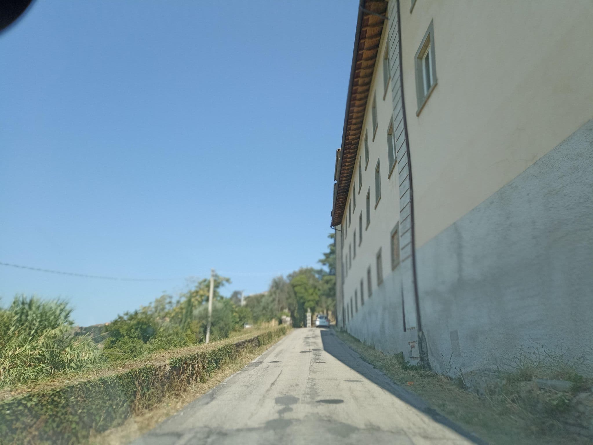 Street view near Oasi Neumann, Cortona — © massic80 (CC BY-SA · Mapillary)