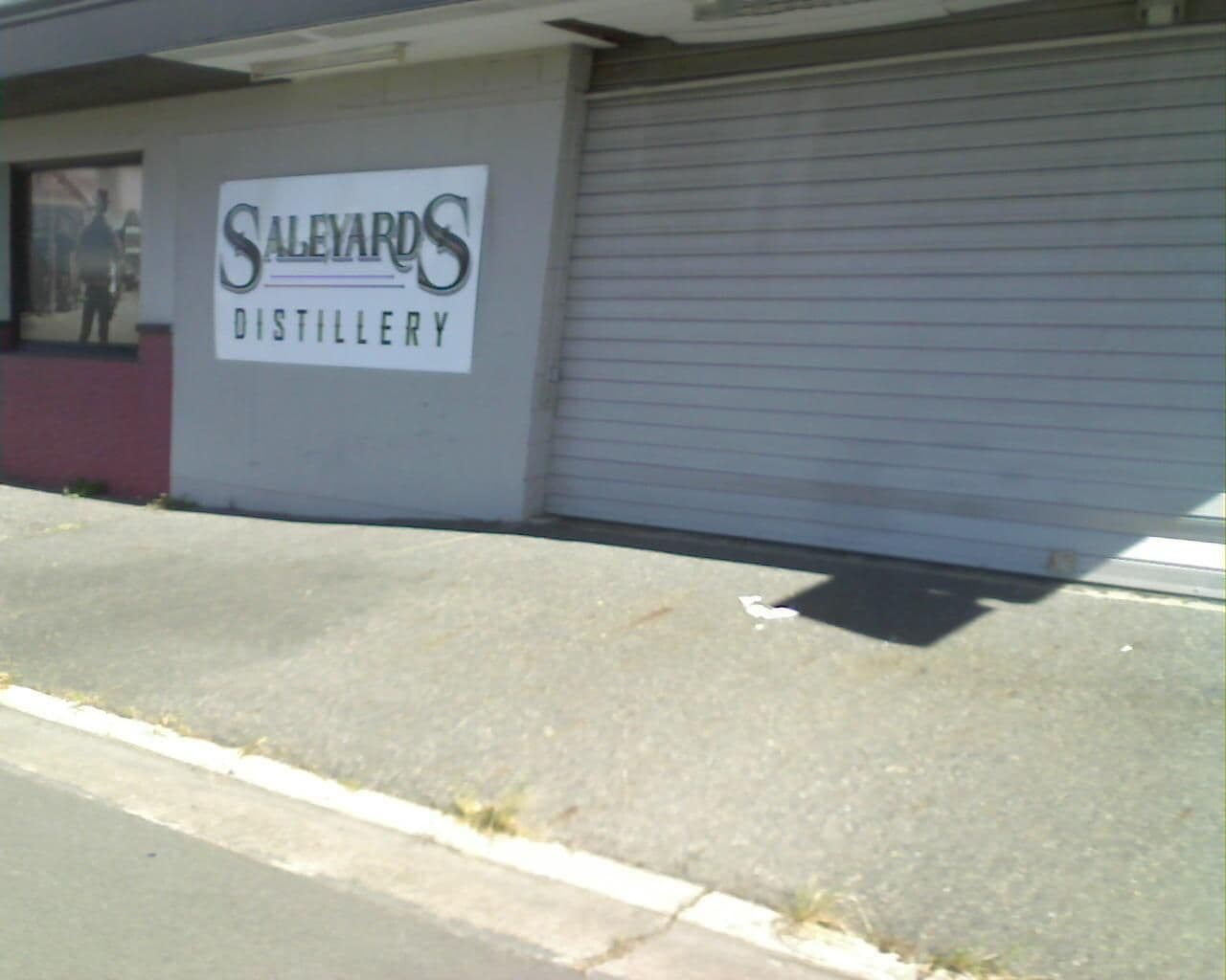 Street view near Saleyards Distillery and Cafe, Allenstown — © bob3bob3 (CC BY-SA · Mapillary)