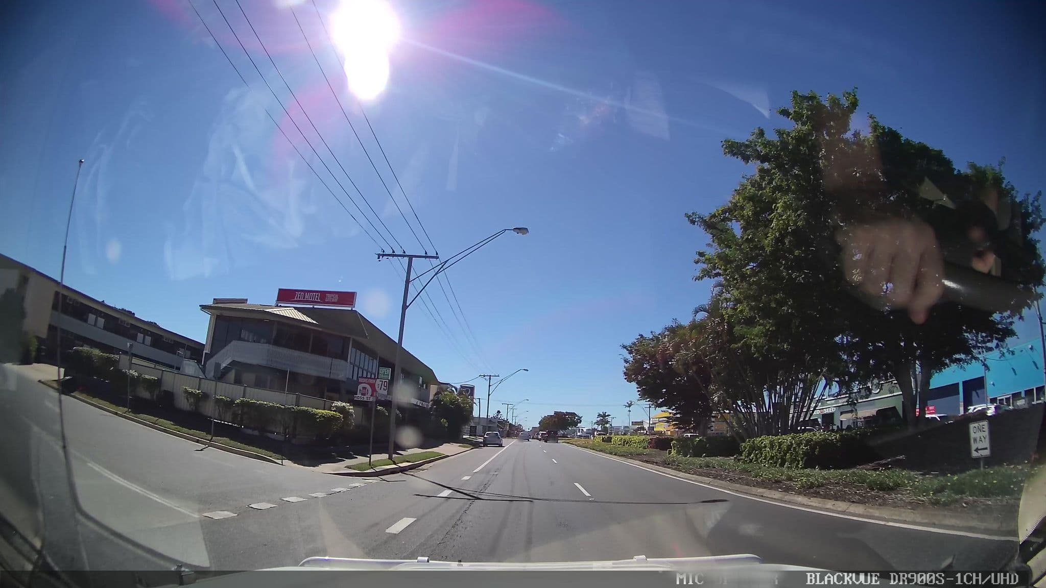 Street view near Tropical Gateway Motor Inn, Allenstown — © jthnz (CC BY-SA · Mapillary)