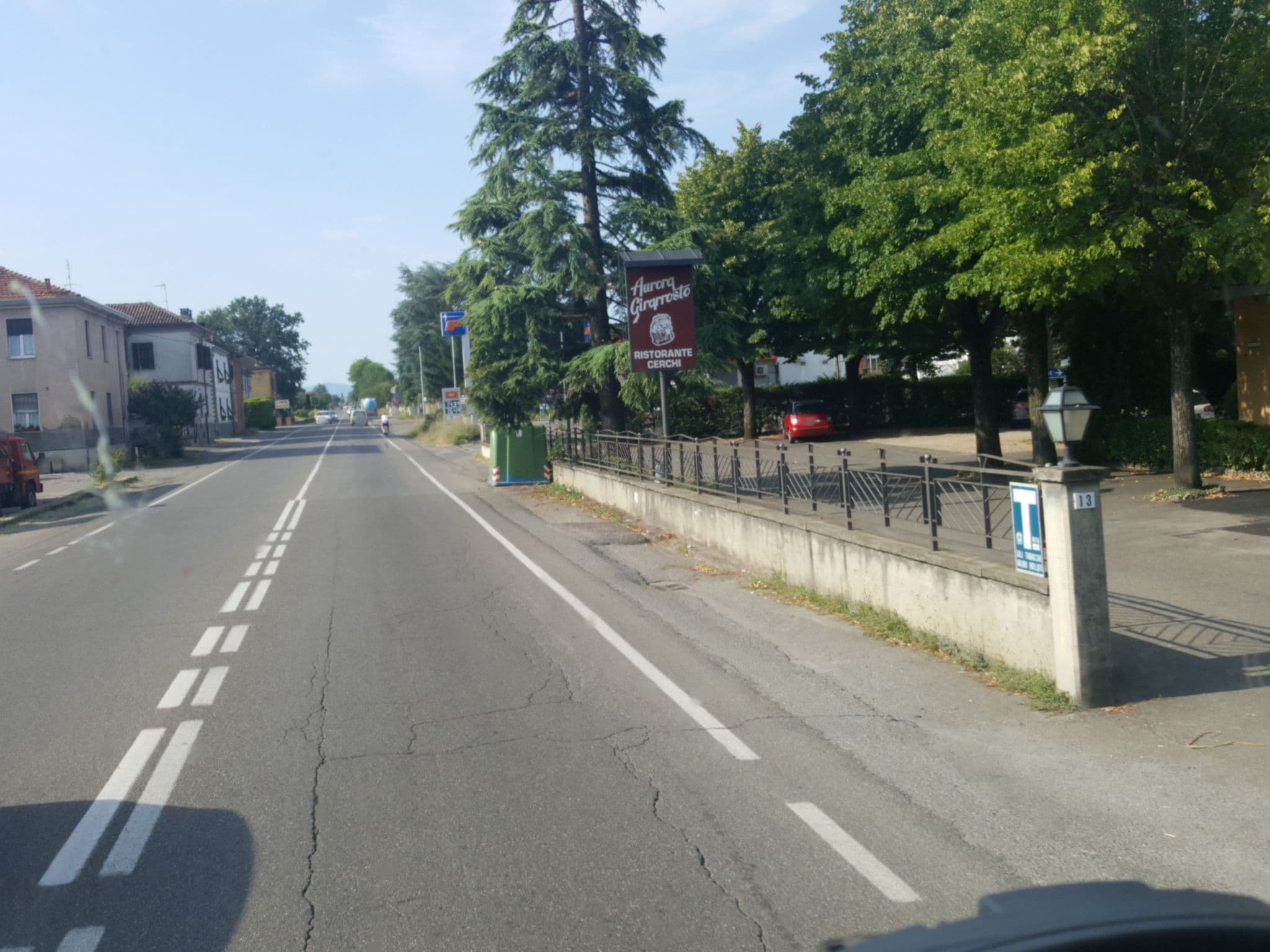 Street view near Cerchi, Tortona — © klimakas (CC BY-SA · Mapillary)