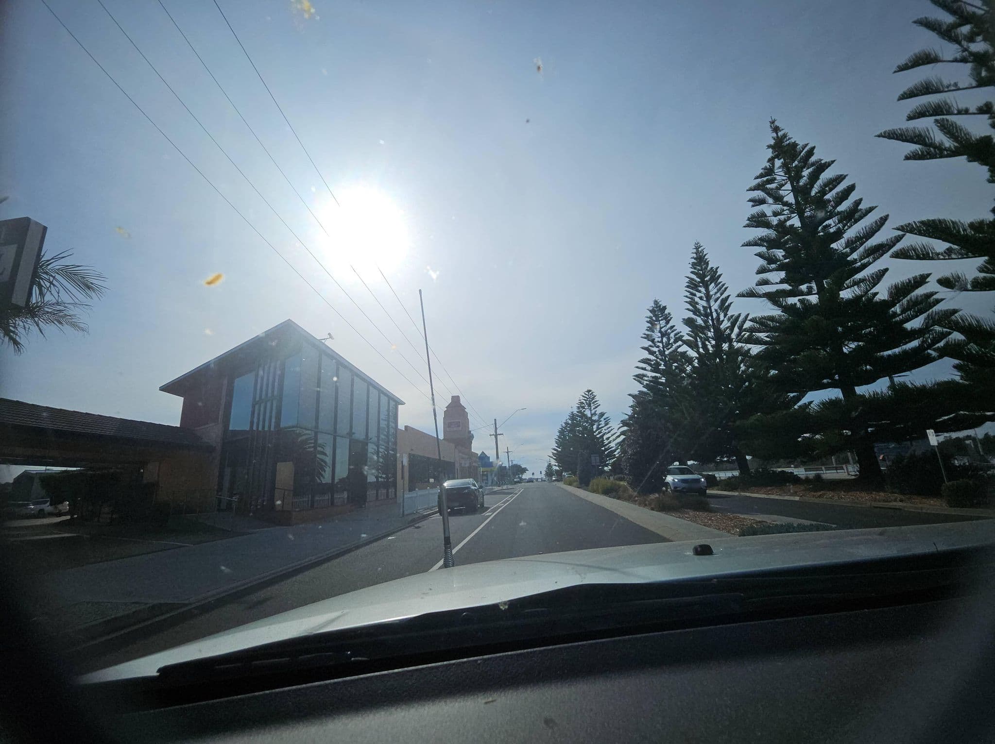 Street view near Central Hotel, Kalimna — © warrandyte (CC BY-SA · Mapillary)