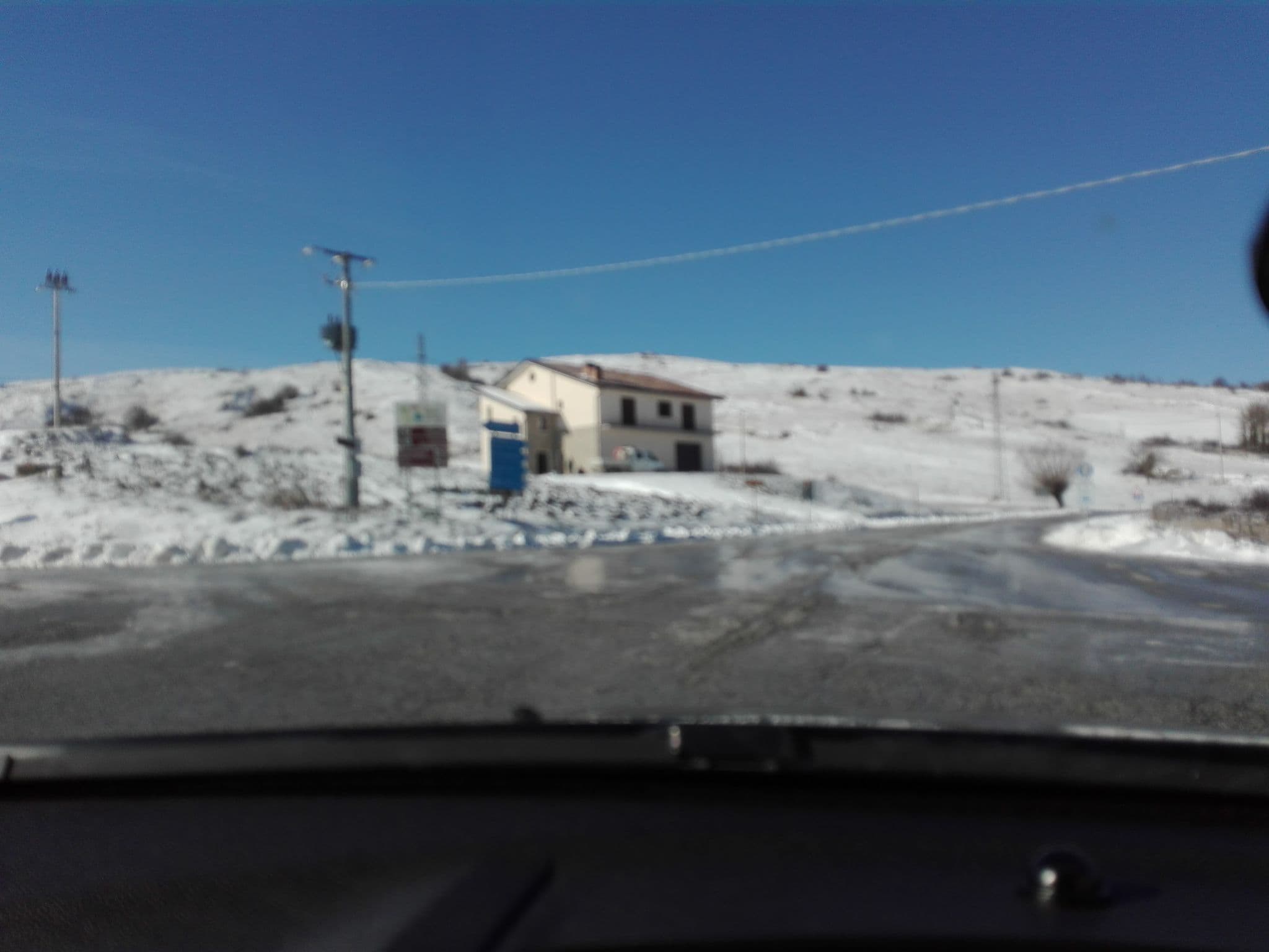 Street view near Rifugio Guado Liscia, Agnone — © giadamas (CC BY-SA · Mapillary)