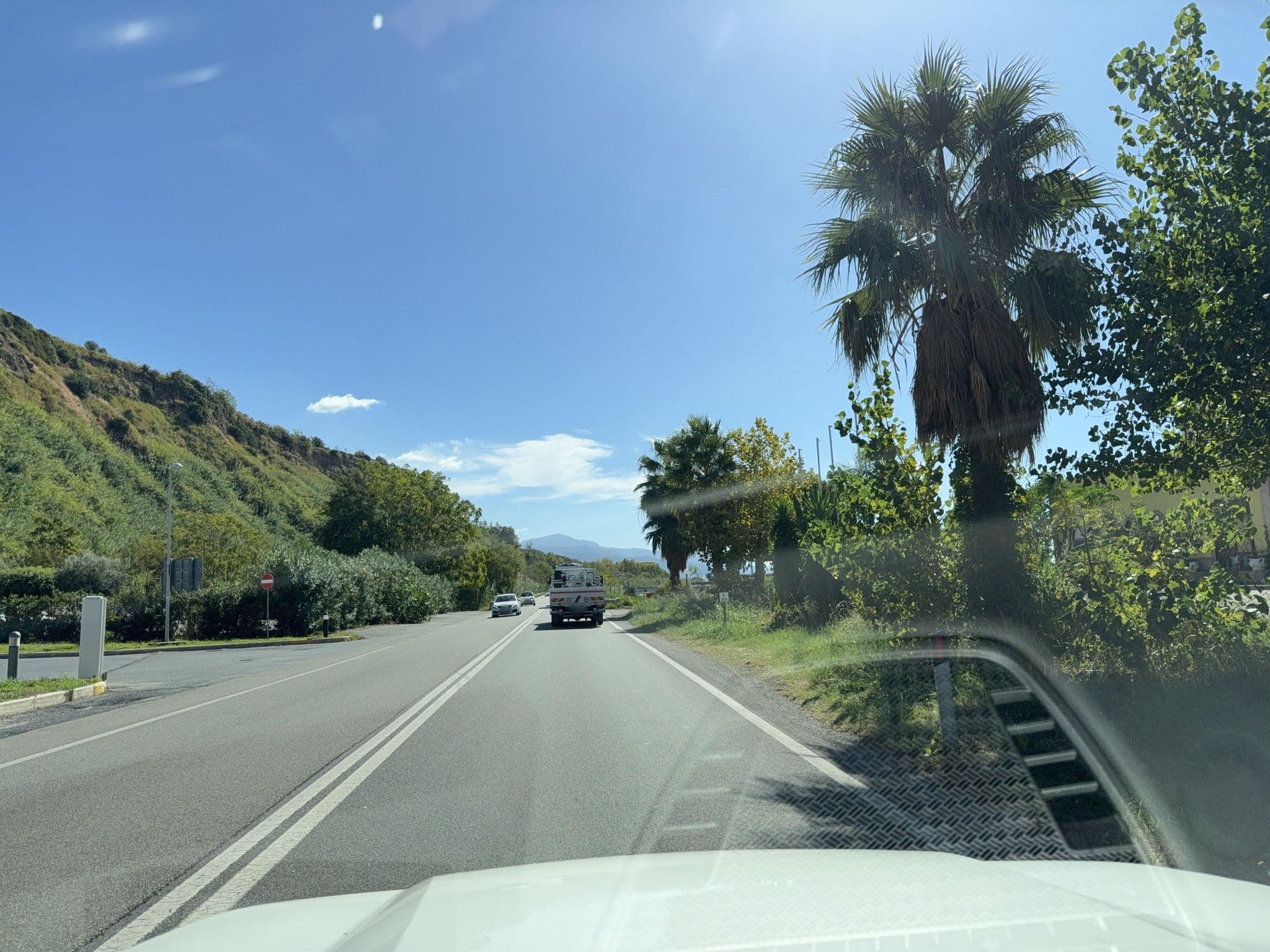 Street view near SUD, Scarcelli — © grada (CC BY-SA · Mapillary)