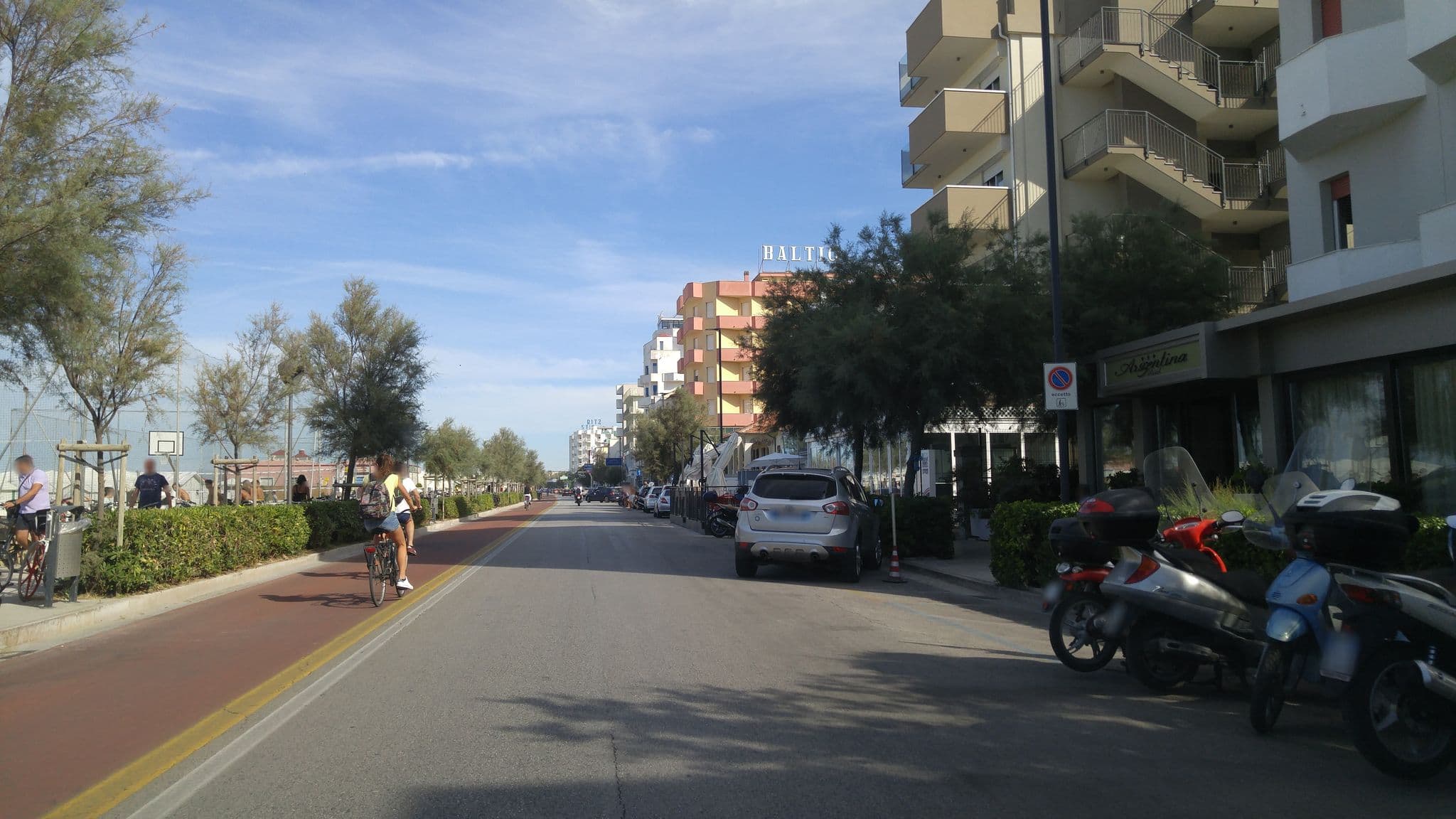 Street view near Hotel Argentina, Senigallia — © sorcrosc (CC BY-SA · Mapillary)