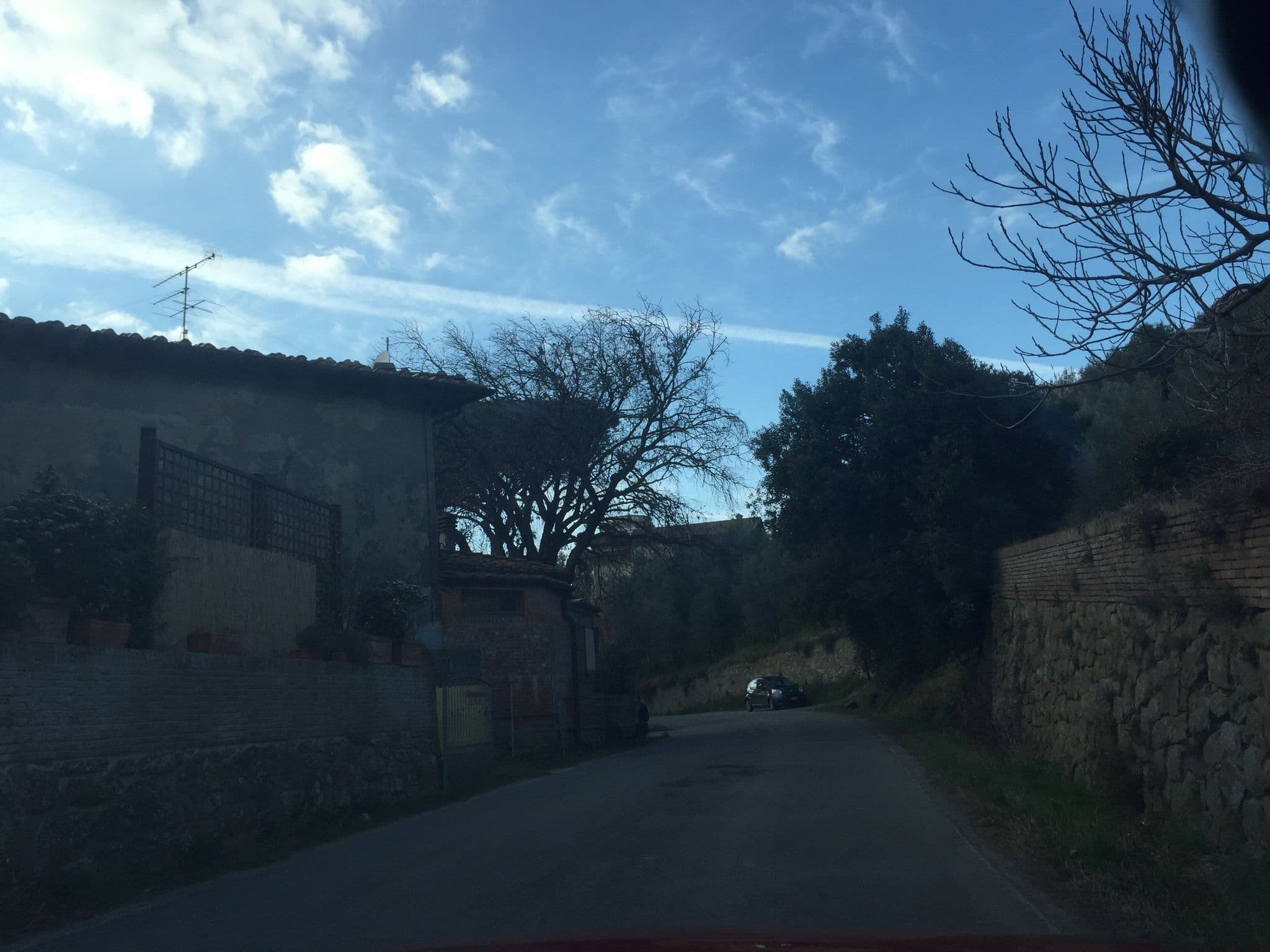 Street view near Villa di Papiano, Lamporecchio — © mapillary_service (CC BY-SA · Mapillary)