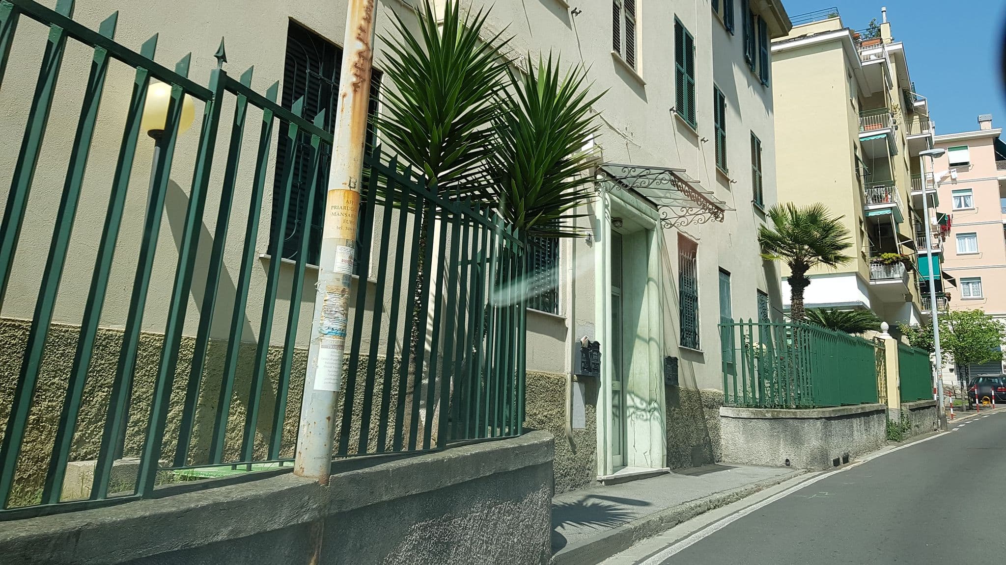 Street view near House Leomar Garden, Nervi — © ale_zena_it (CC BY-SA · Mapillary)