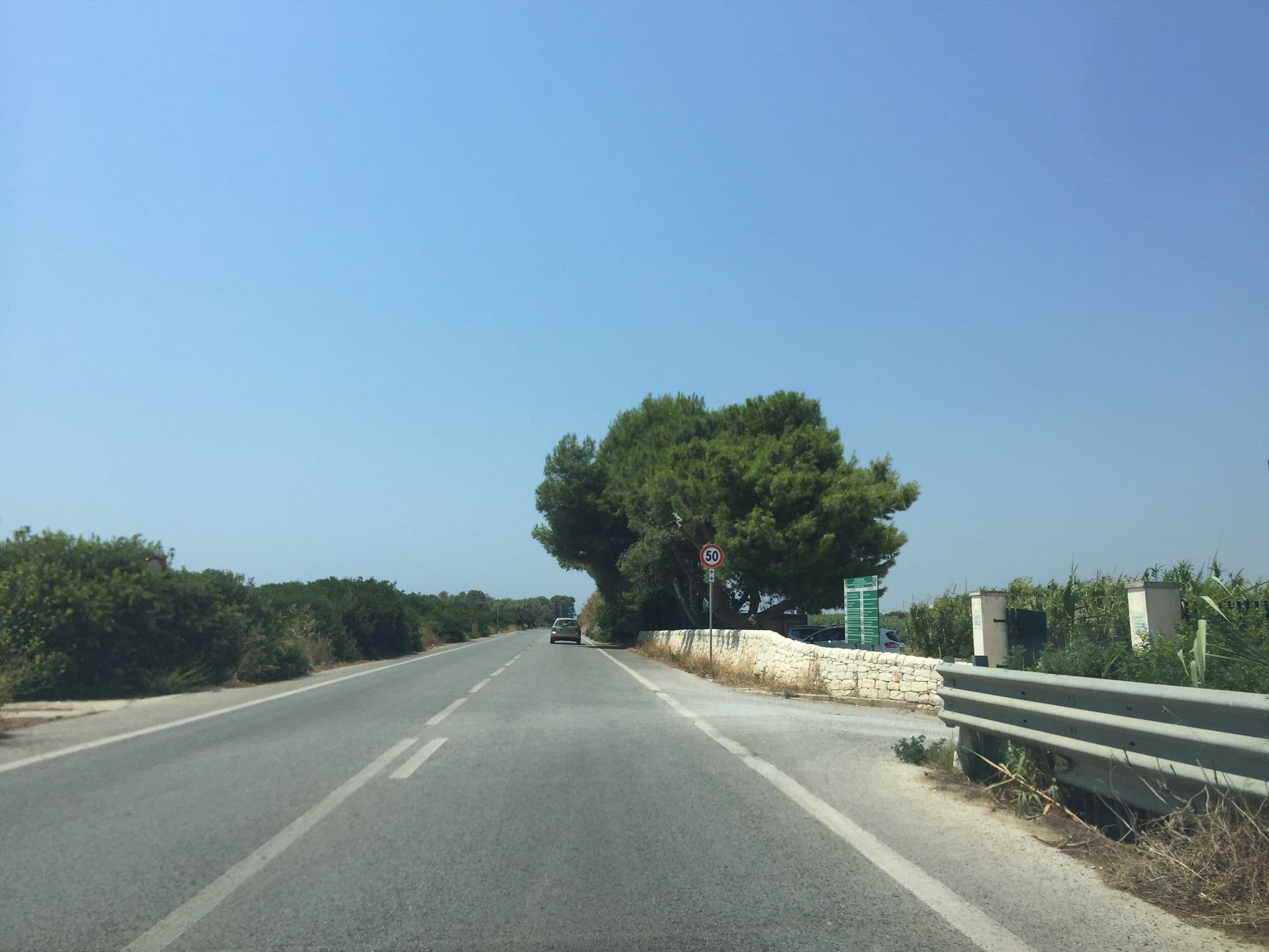 Street view near Centro Visite Museo Naturalistico, Marina di Ragusa — © nisselson (CC BY-SA · Mapillary)
