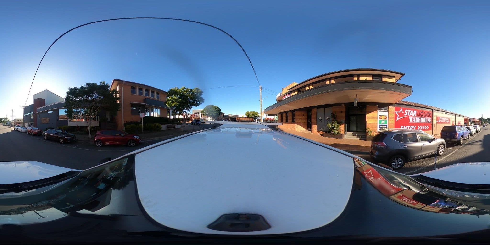 Street view near Beaudesert Hotel, Beaudesert — © Design1 (CC BY-SA · Mapillary)