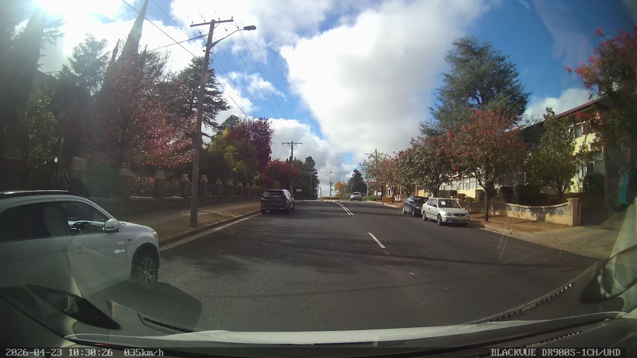 Street view near City Centre Motor Inn, Armidale — © bob3bob3 (CC BY-SA · Mapillary)