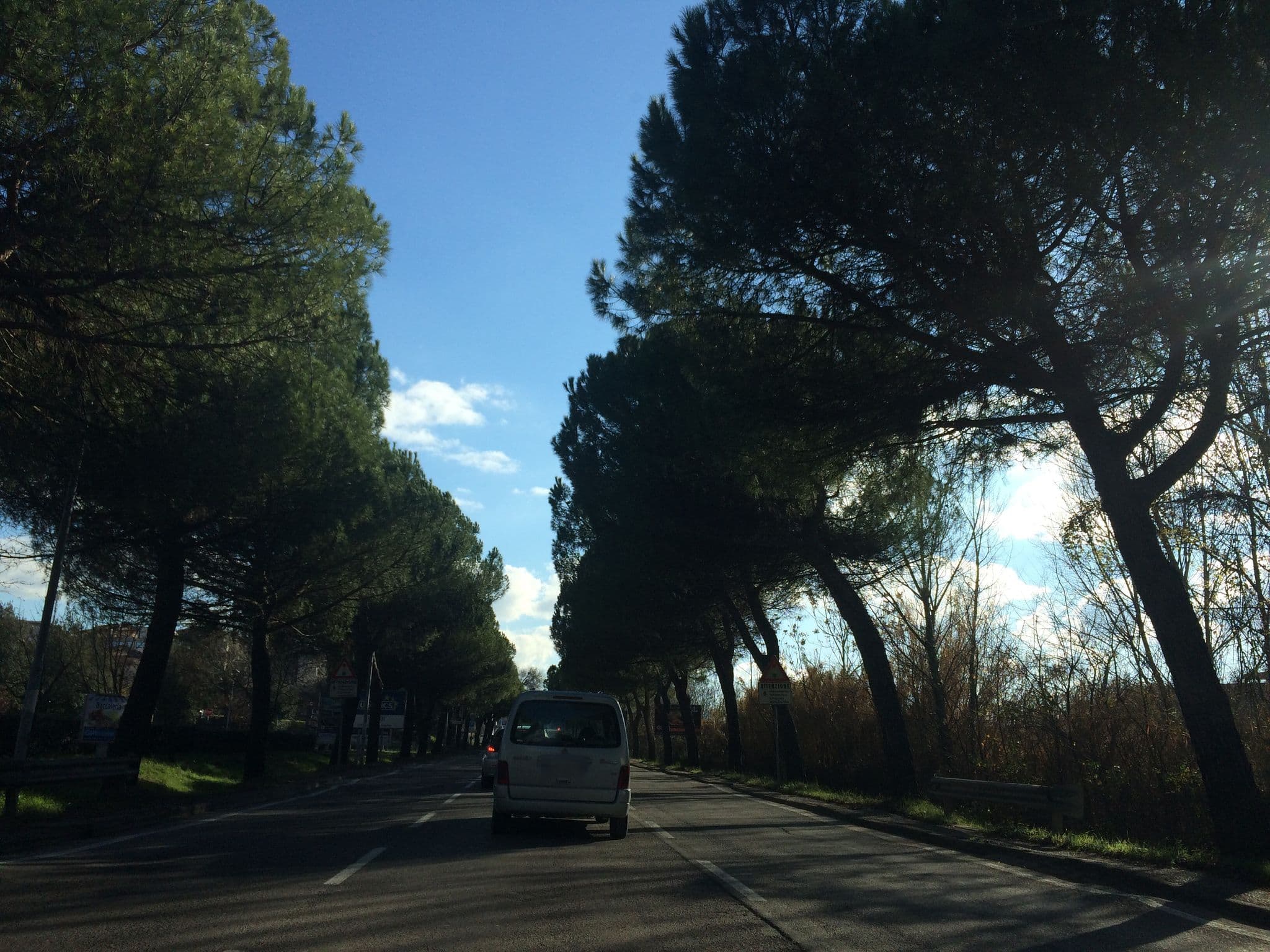 Street view near Piazzale Bove, Perugia — © daviderom (CC BY-SA · Mapillary)