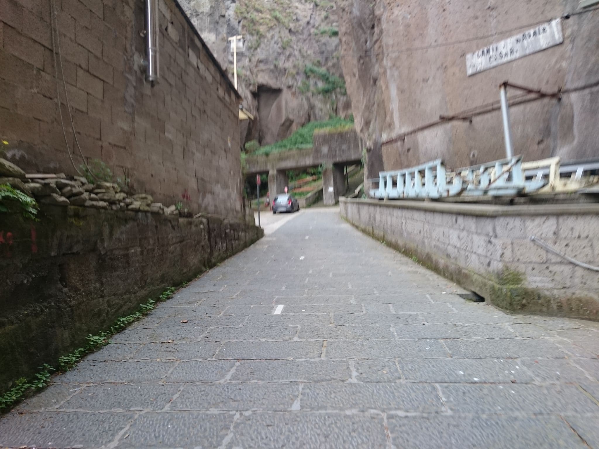 Street view near Domus San Vincenzio Pallotti, Sant'Agnello — © dhuyp (CC BY-SA · Mapillary)