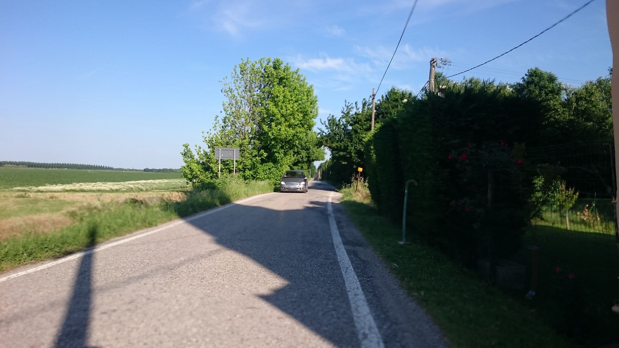 Street view near Campanile, Roncoferraro — © voschix (CC BY-SA · Mapillary)